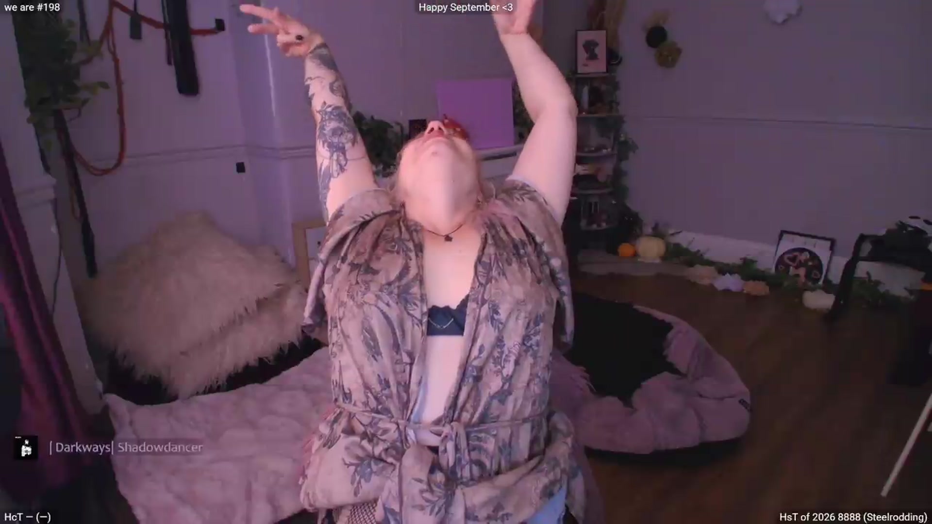 Gallery image thumbnail from LunaWolfie's myfreecams stream on, 09/04/2026, 13:11 image 17 of 20