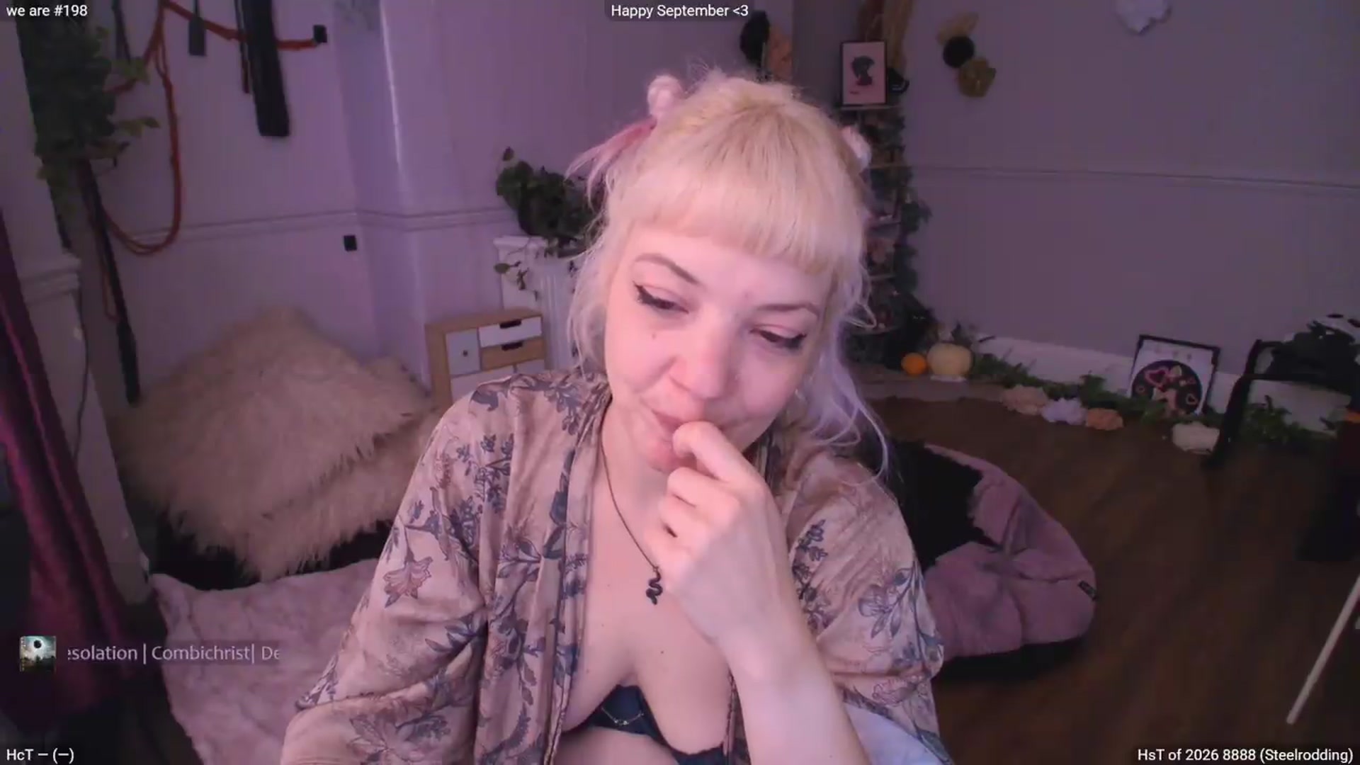 Gallery image thumbnail from LunaWolfie's myfreecams stream on, 09/04/2026, 13:11 image 19 of 20