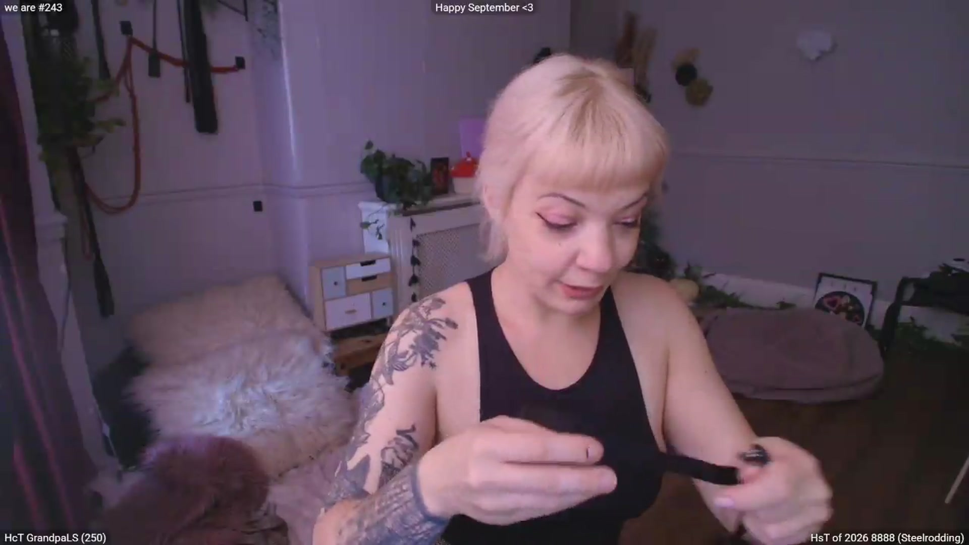 Gallery image thumbnail from LunaWolfie's myfreecams stream on, 09/07/2026, 13:42 image 7 of 20