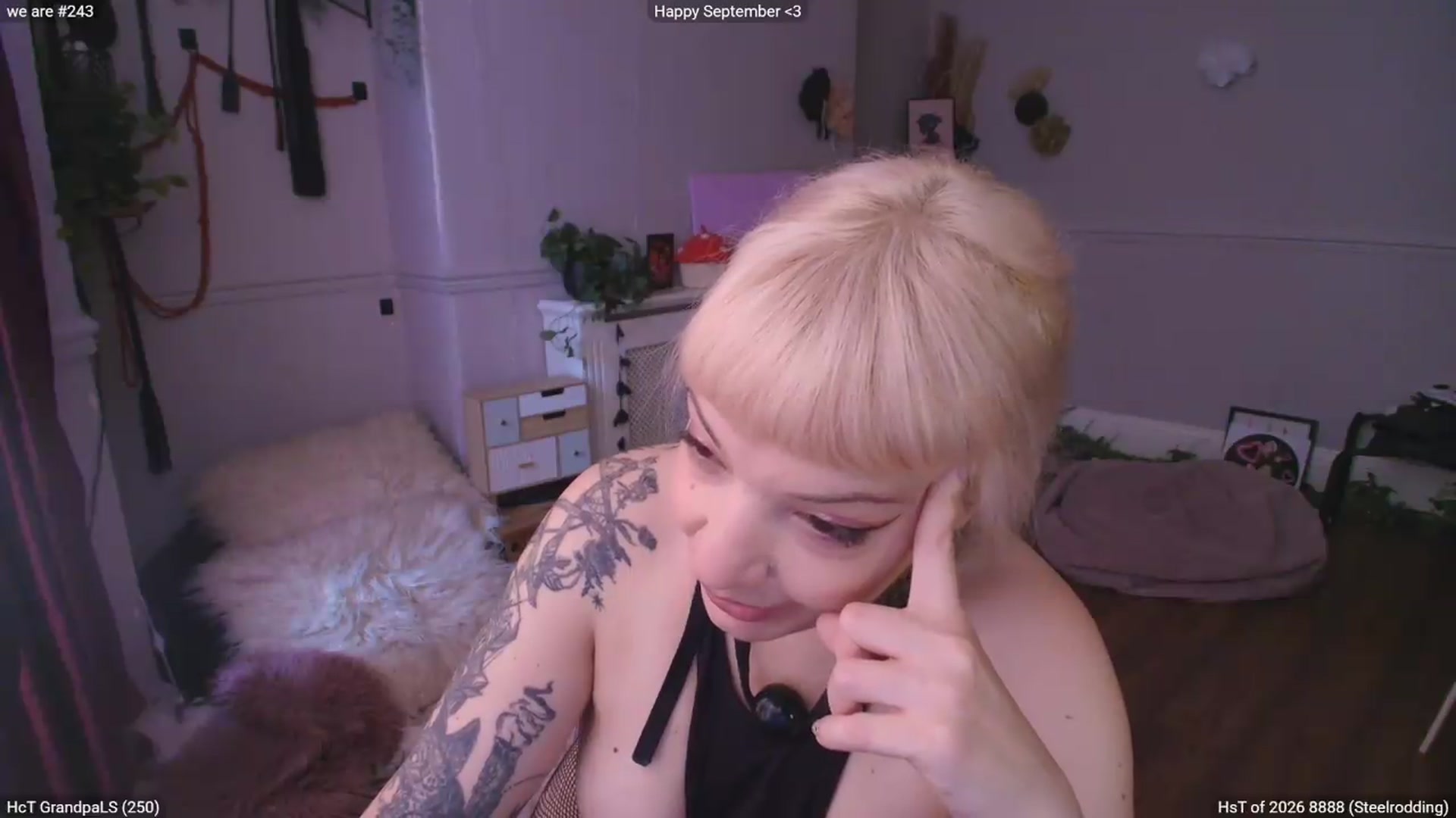 Gallery image thumbnail from LunaWolfie's myfreecams stream on, 09/07/2026, 13:42 image 6 of 20