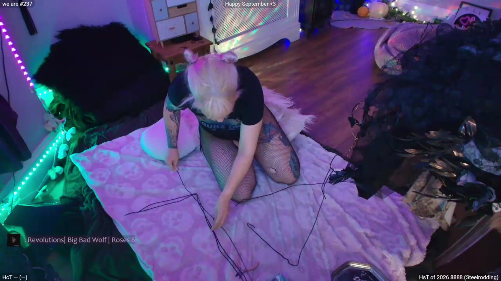 Gallery image thumbnail from LunaWolfie's myfreecams stream on, 09/08/2026, 20:38 image 2 of 20