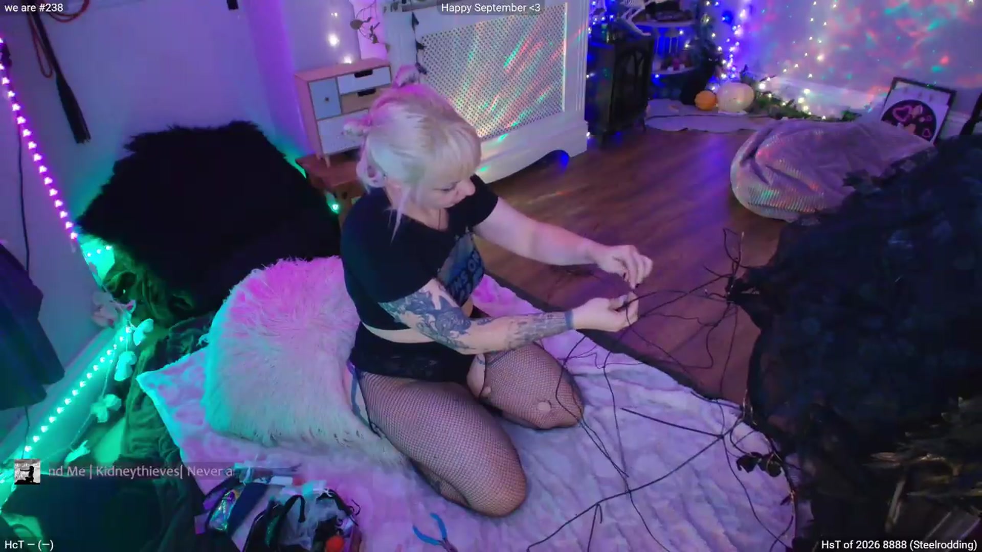 Gallery image thumbnail from LunaWolfie's myfreecams stream on, 09/08/2026, 20:38 image 6 of 20