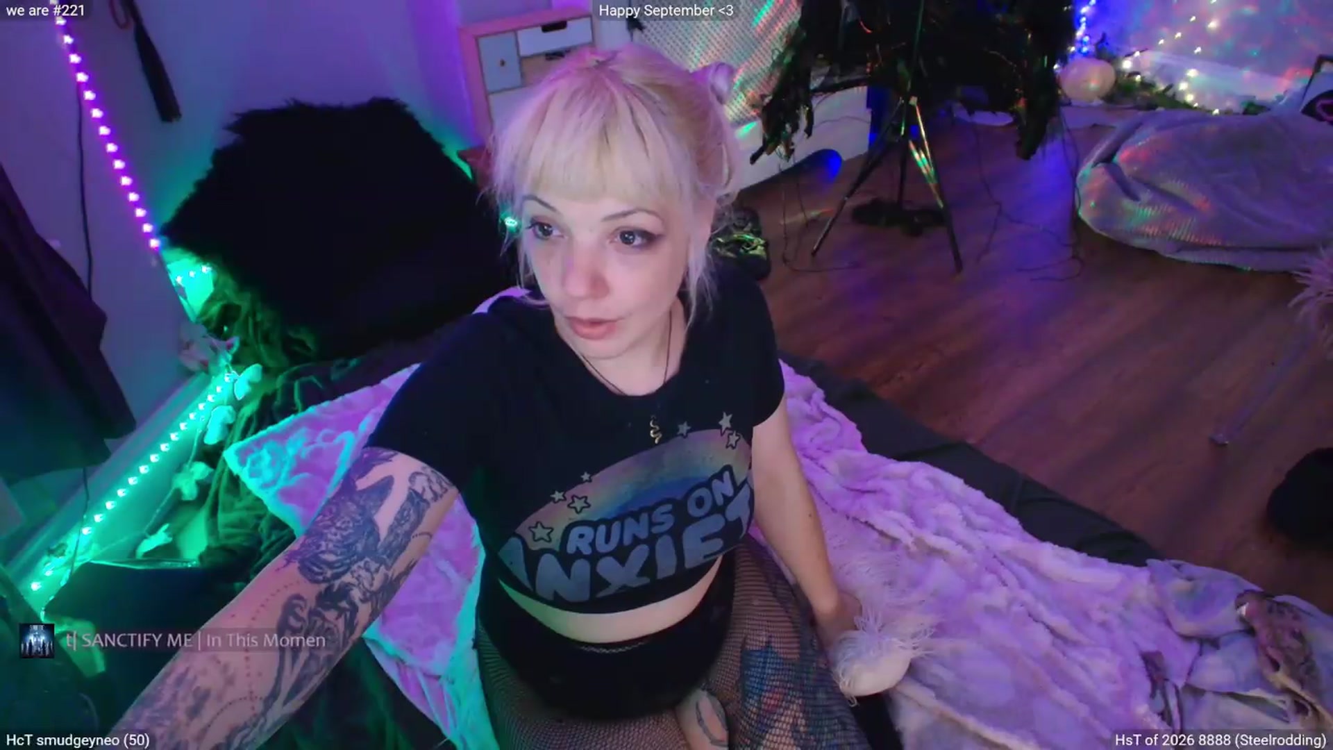 Gallery image thumbnail from LunaWolfie's myfreecams stream on, 09/08/2026, 23:25 image 10 of 20