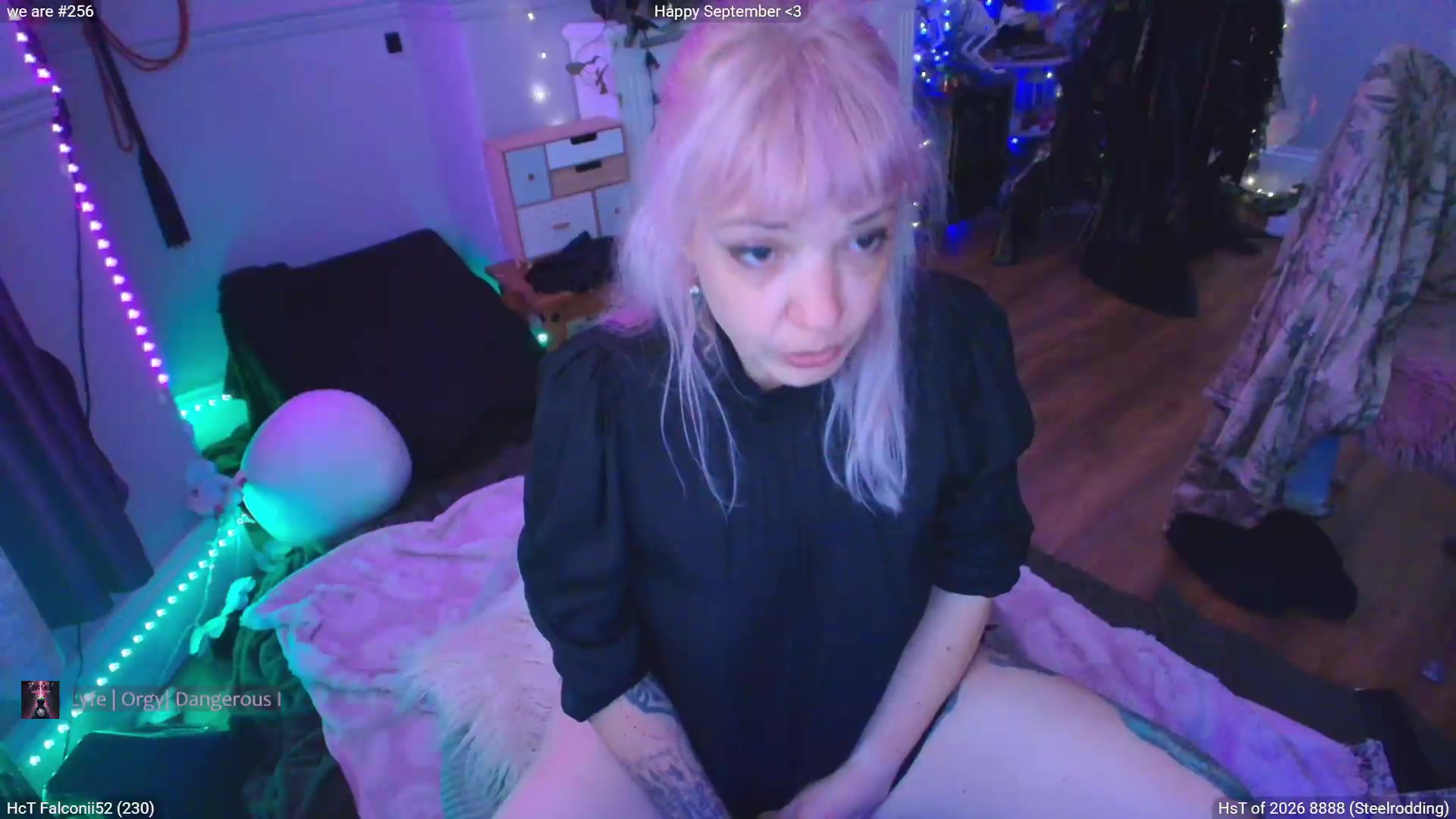Gallery image thumbnail from LunaWolfie's myfreecams stream on, 09/12/2026, 18:19 image 5 of 20