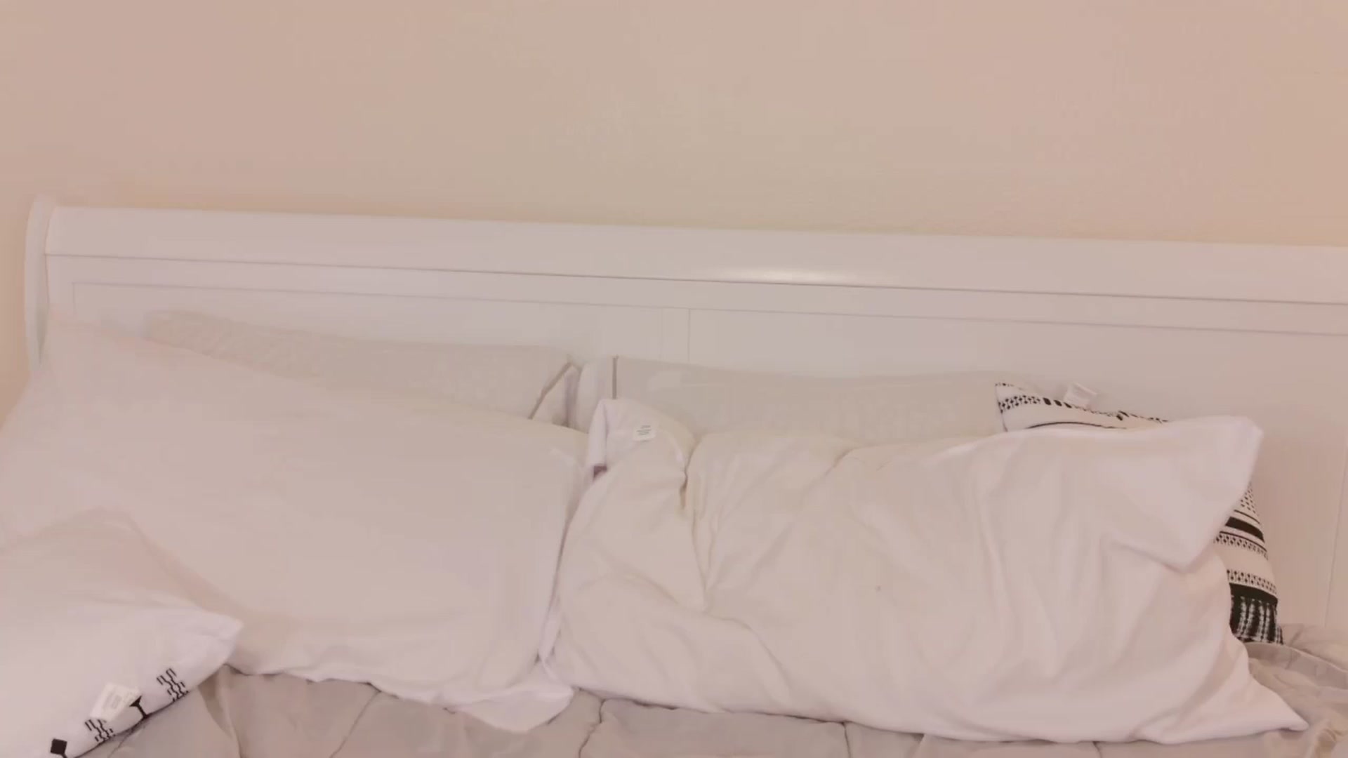 Gallery image thumbnail from LunaYukiDoll's myfreecams stream on, 07/11/2026, 14:30 image 4 of 20