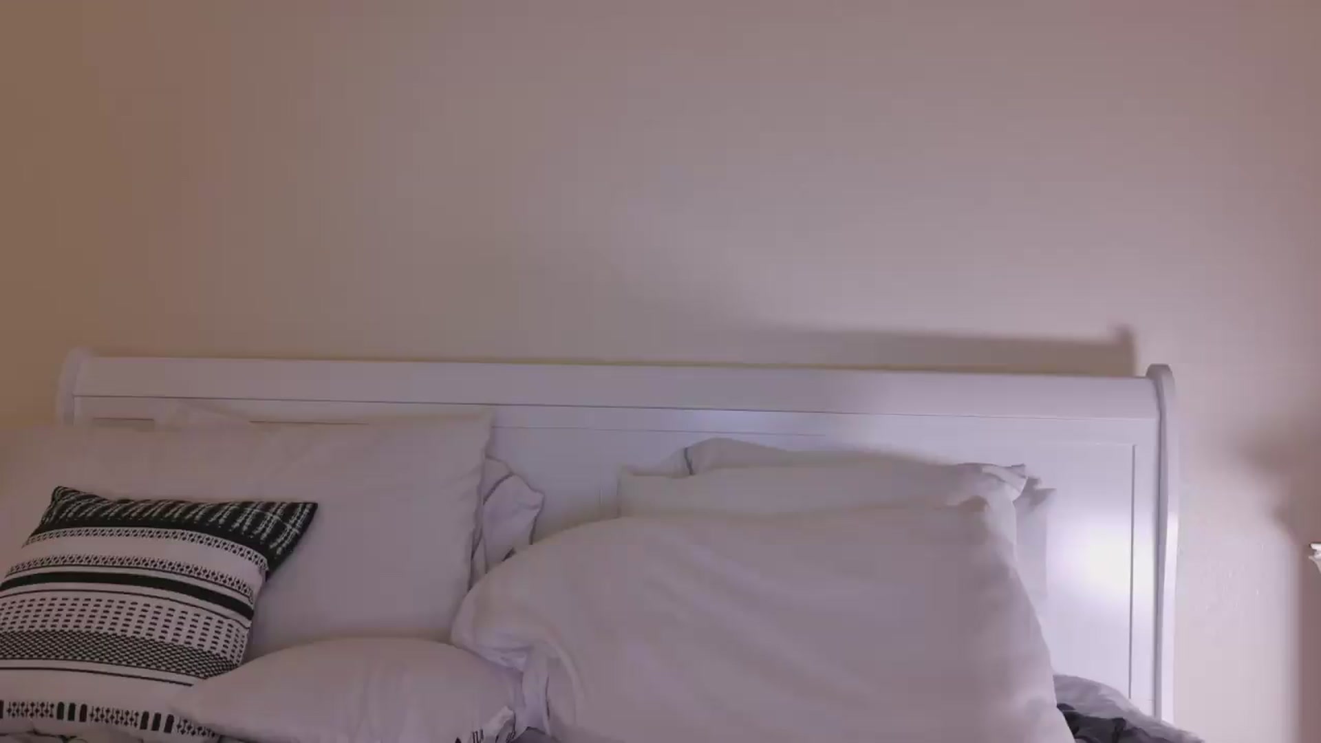 Gallery image thumbnail from LunaYukiDoll's myfreecams stream on, 08/03/2026, 05:10 image 1 of 20