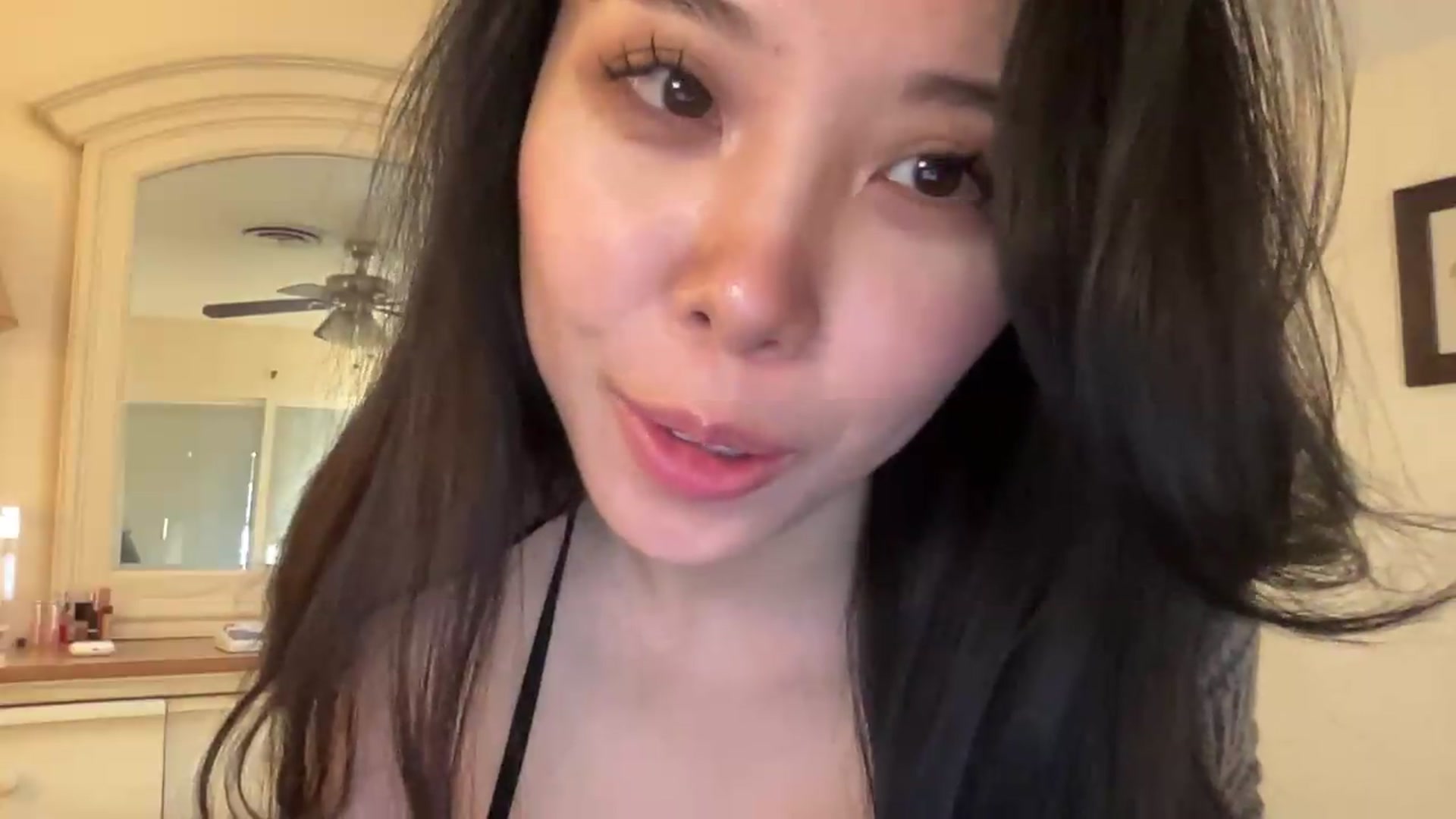 Gallery image thumbnail from LunaYukiDoll's myfreecams stream on, 08/22/2026, 23:16 image 12 of 20