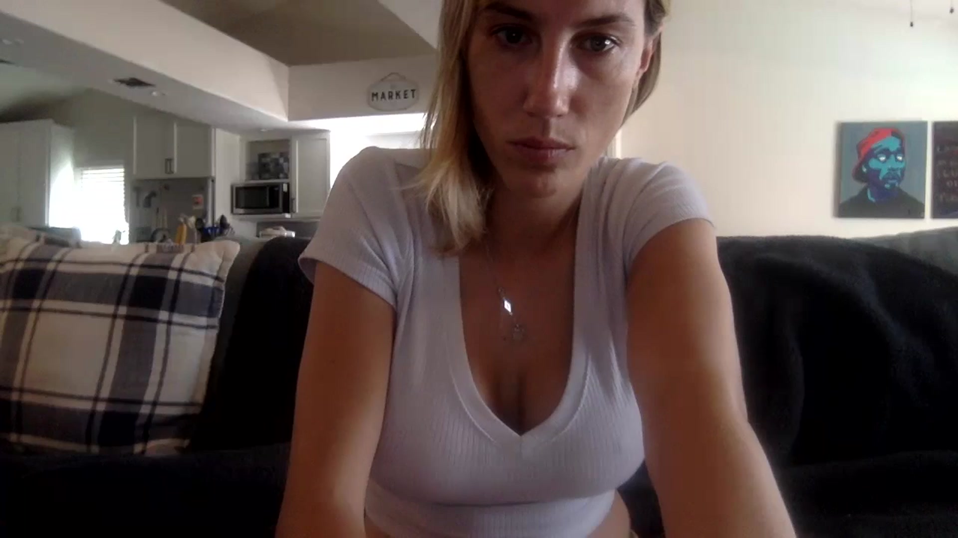 Gallery image thumbnail from LunaZane's myfreecams stream on, 07/18/2024, 17:58 image 8 of 20