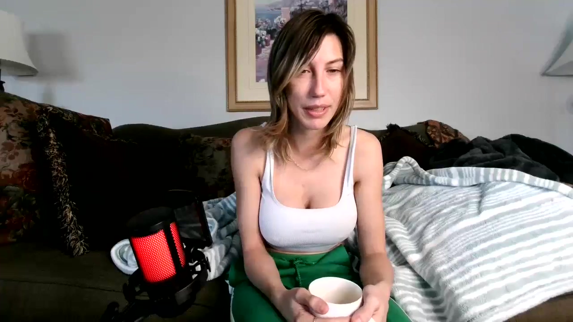 Gallery image thumbnail from LunaZane's myfreecams stream on, 12/14/2024, 19:24 image 12 of 20