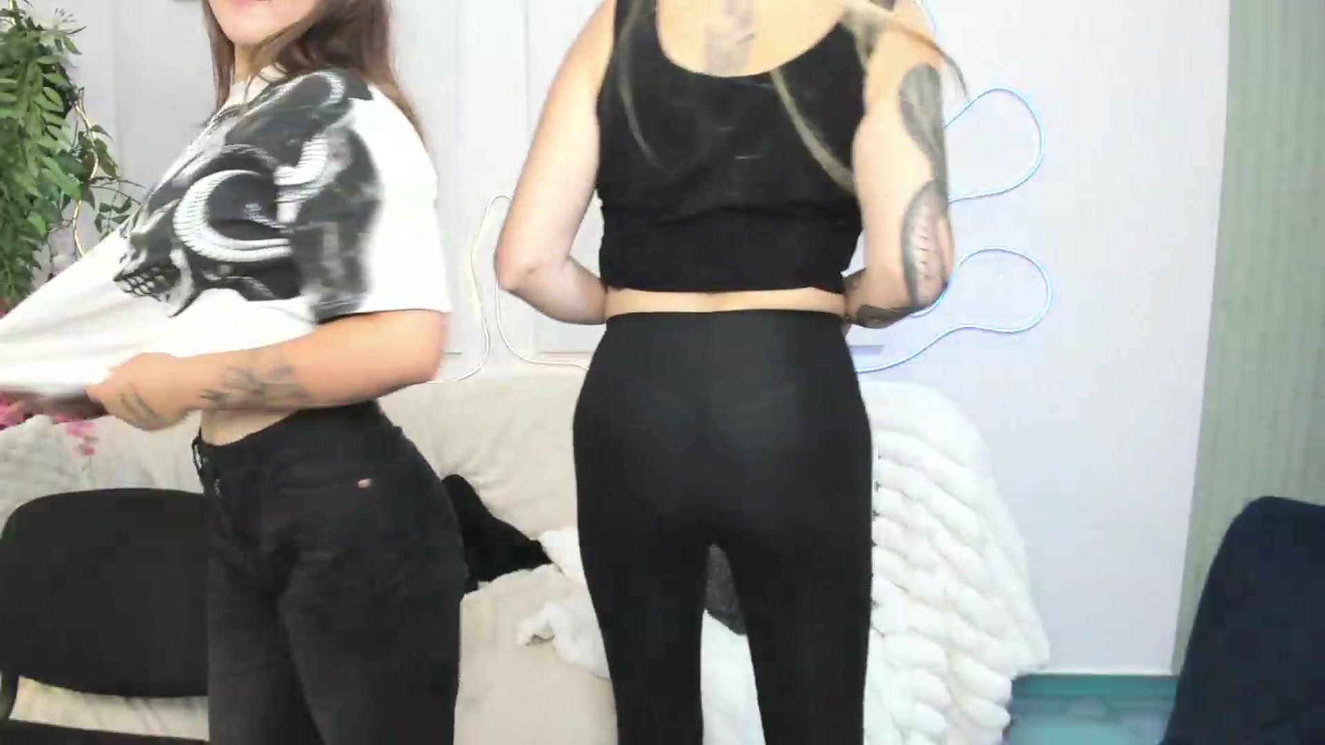 Gallery image thumbnail from Luna_Blade's myfreecams stream on, 09/24/2026, 09:08 image 13 of 20