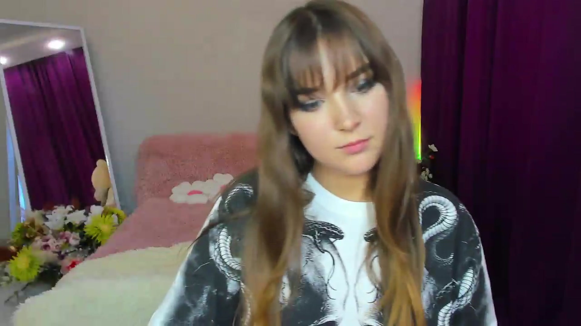 Gallery image thumbnail from Luna_Blade's myfreecams stream on, 09/25/2026, 09:13 image 17 of 20