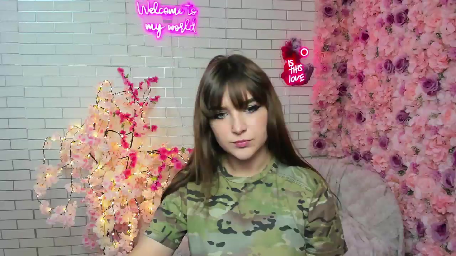 Gallery image thumbnail from Luna_Blade's myfreecams stream on, 09/26/2026, 07:50 image 5 of 20