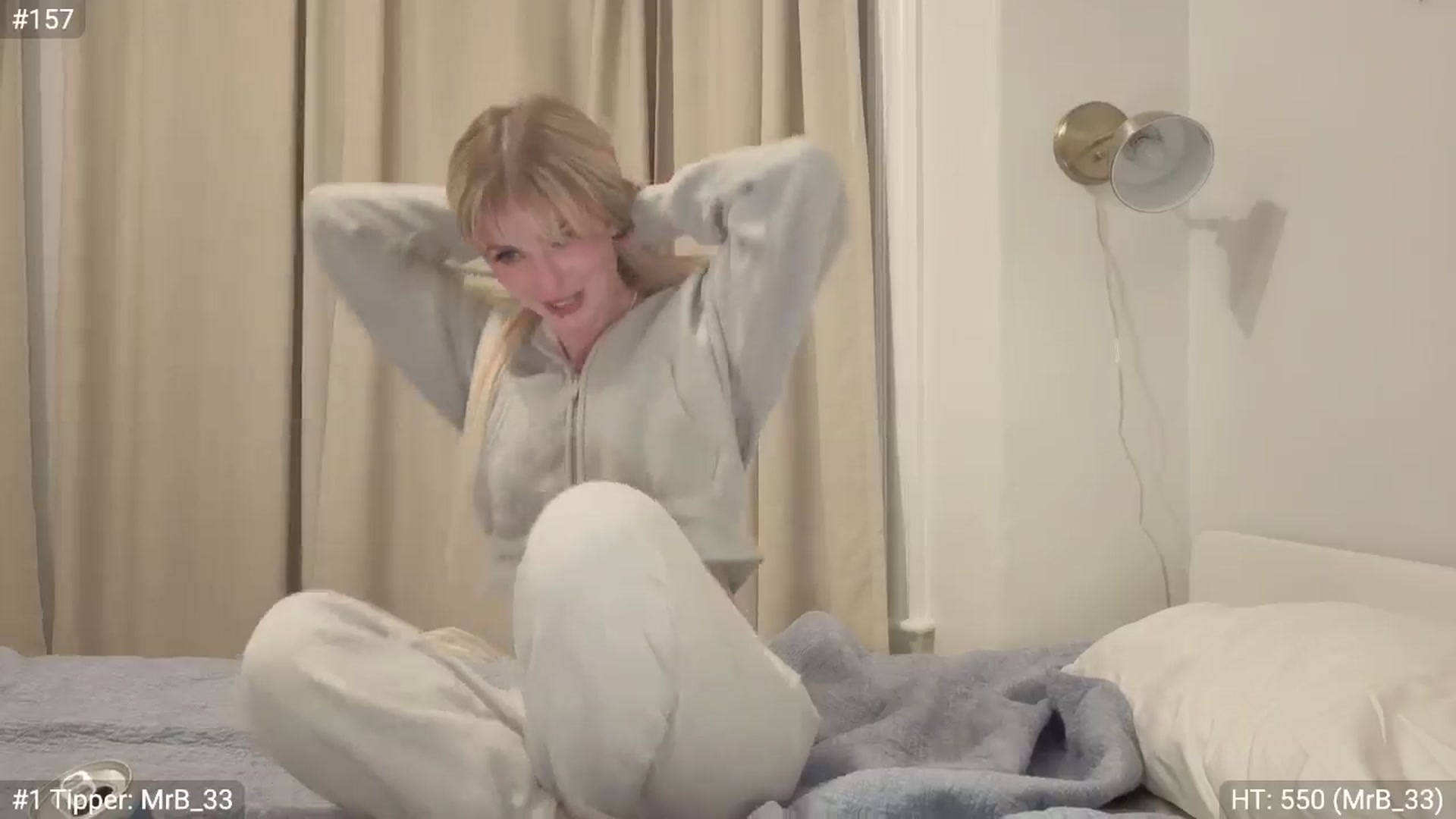 Gallery image thumbnail from Luna_Faye_'s myfreecams stream on, 04/05/2026, 06:09 image 5 of 20