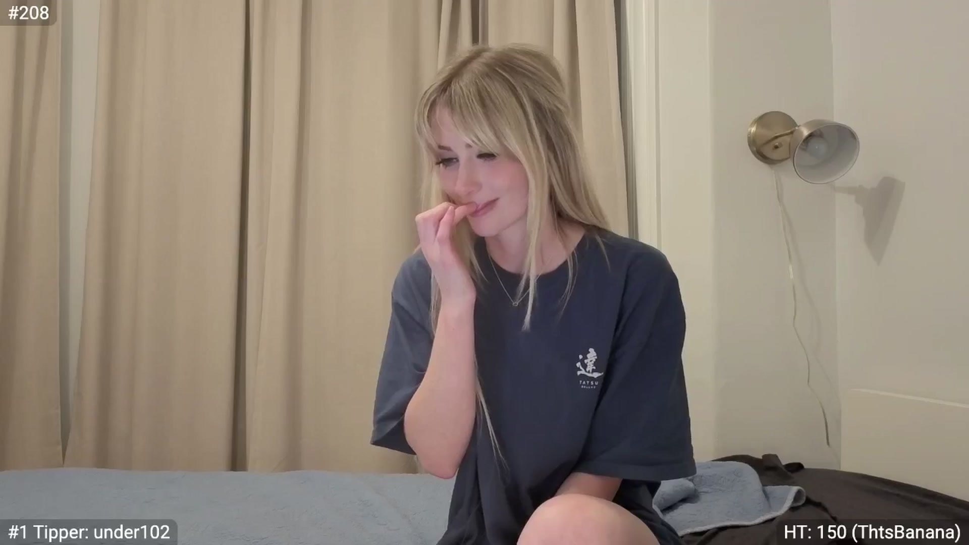 Gallery image thumbnail from Luna_Faye_'s myfreecams stream on, 04/08/2026, 04:09 image 9 of 20