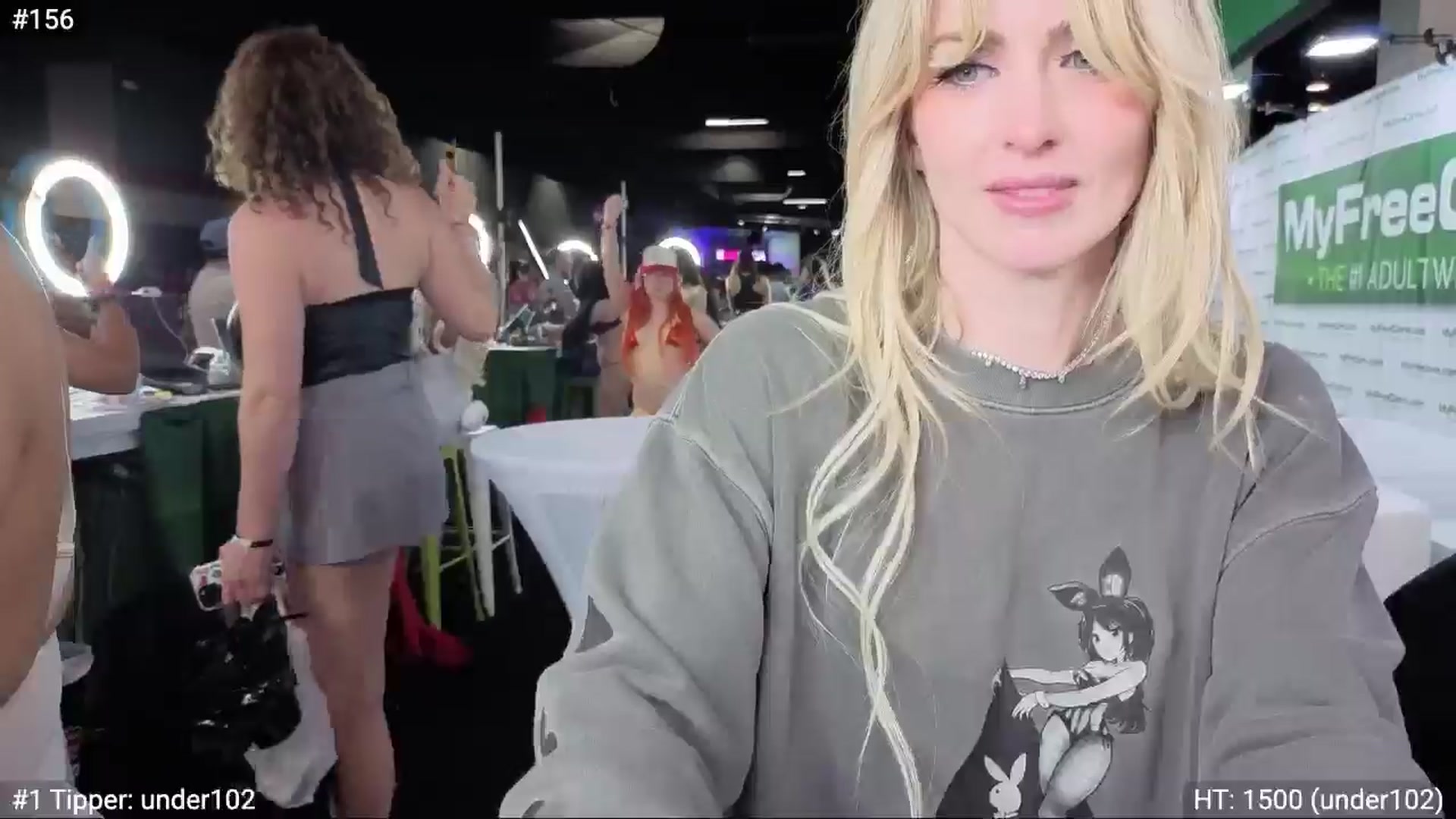 Gallery image thumbnail from Luna_Faye_'s myfreecams stream on, 04/12/2026, 02:35 image 11 of 20