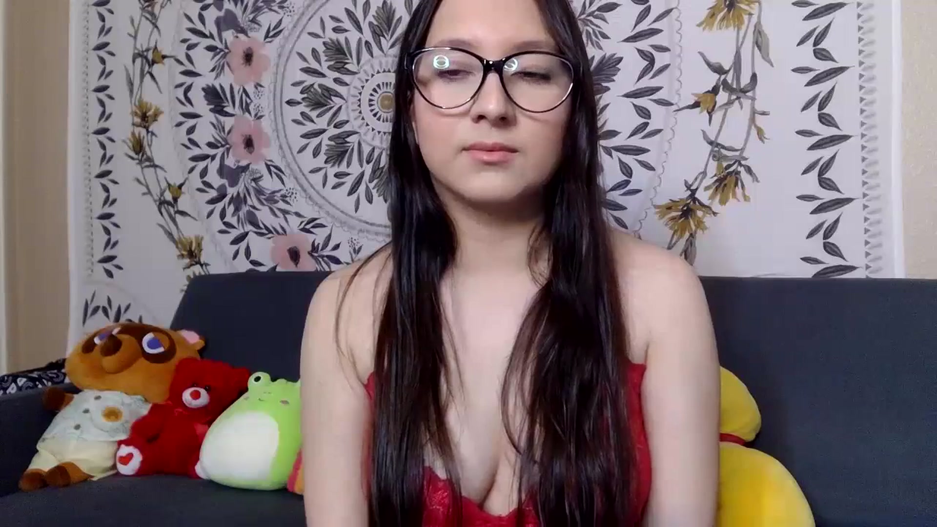 Gallery image thumbnail from Luna_Fox_'s myfreecams stream on, 06/15/2023, 01:27 image 8 of 20