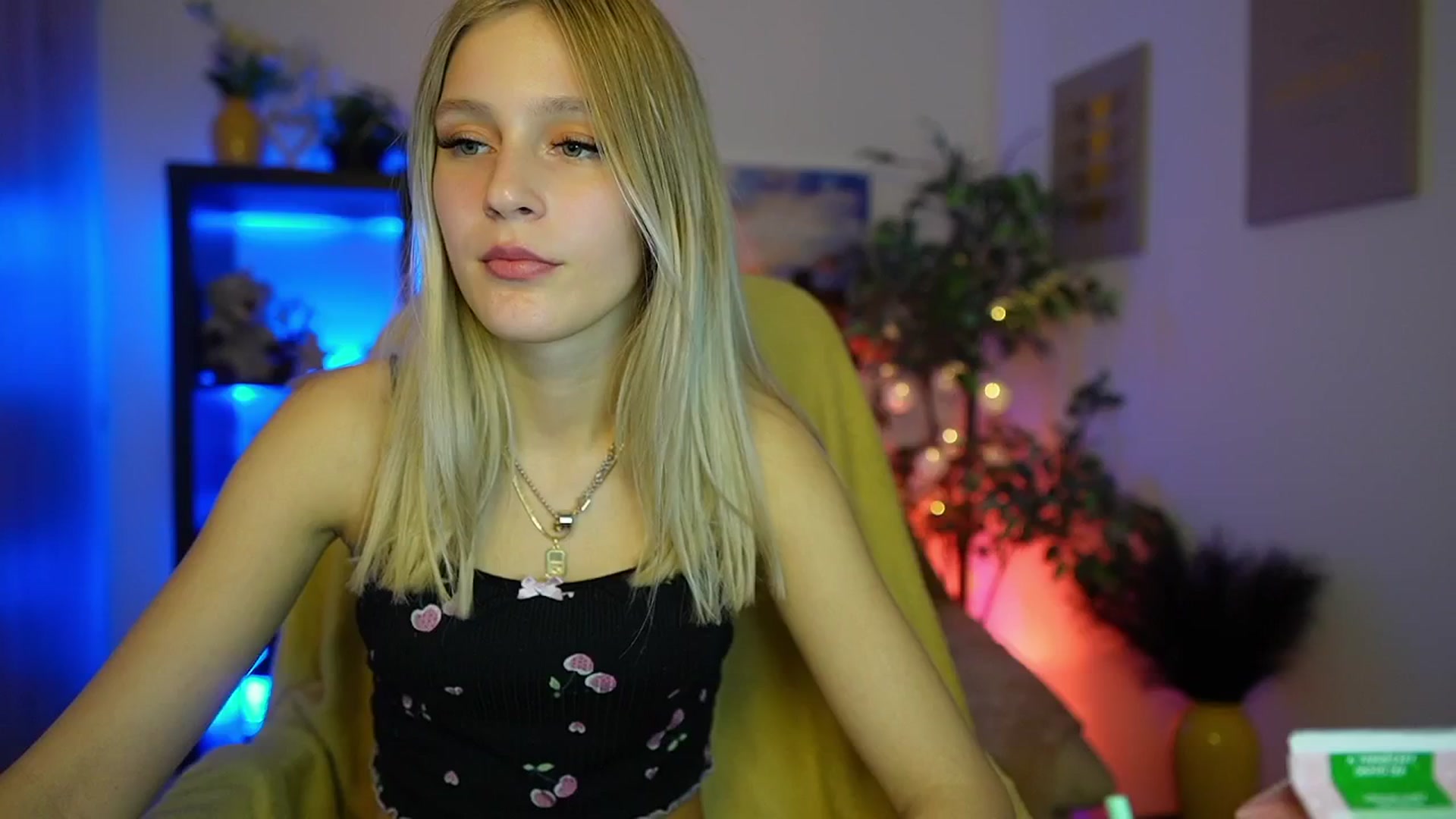 Gallery image thumbnail from Luna_Grace18's myfreecams stream on, 03/22/2026, 14:55 image 17 of 20