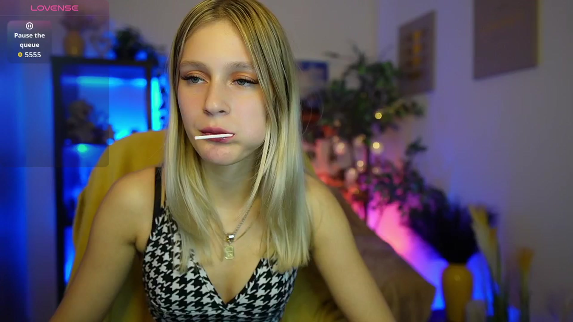 Gallery image thumbnail from Luna_Grace18's myfreecams stream on, 03/26/2026, 14:17 image 18 of 20