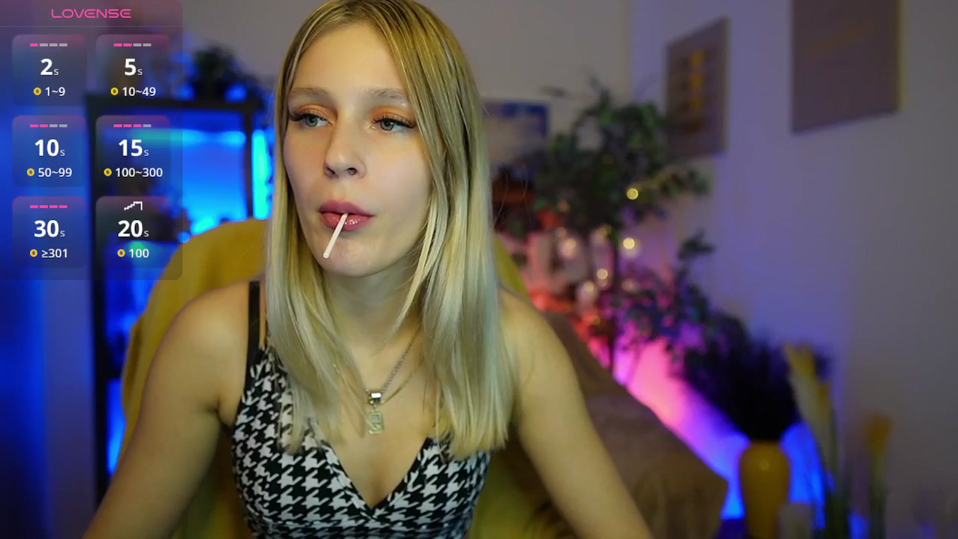 Gallery image thumbnail from Luna_Grace18's myfreecams stream on, 03/26/2026, 14:17 image 17 of 20