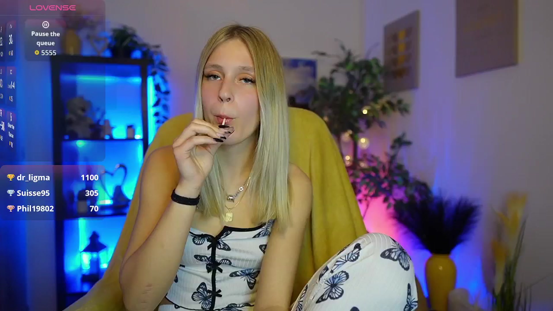 Gallery image thumbnail from Luna_Grace18's myfreecams stream on, 03/27/2026, 18:30 image 3 of 20