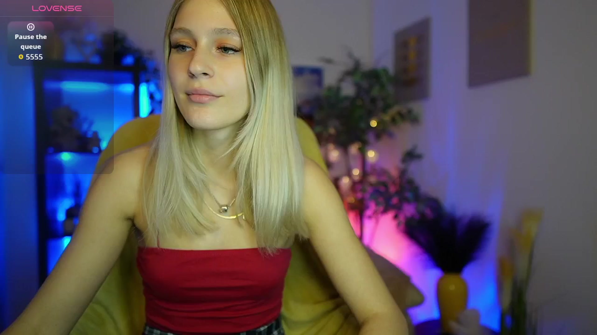 Gallery image thumbnail from Luna_Grace18's myfreecams stream on, 03/29/2026, 13:43 image 1 of 20