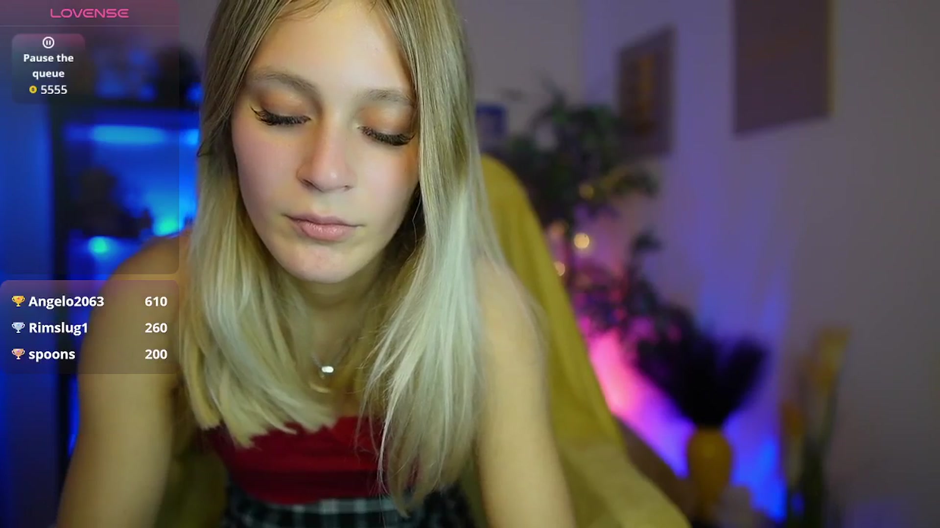 Gallery image thumbnail from Luna_Grace18's myfreecams stream on, 03/29/2026, 15:20 image 2 of 20