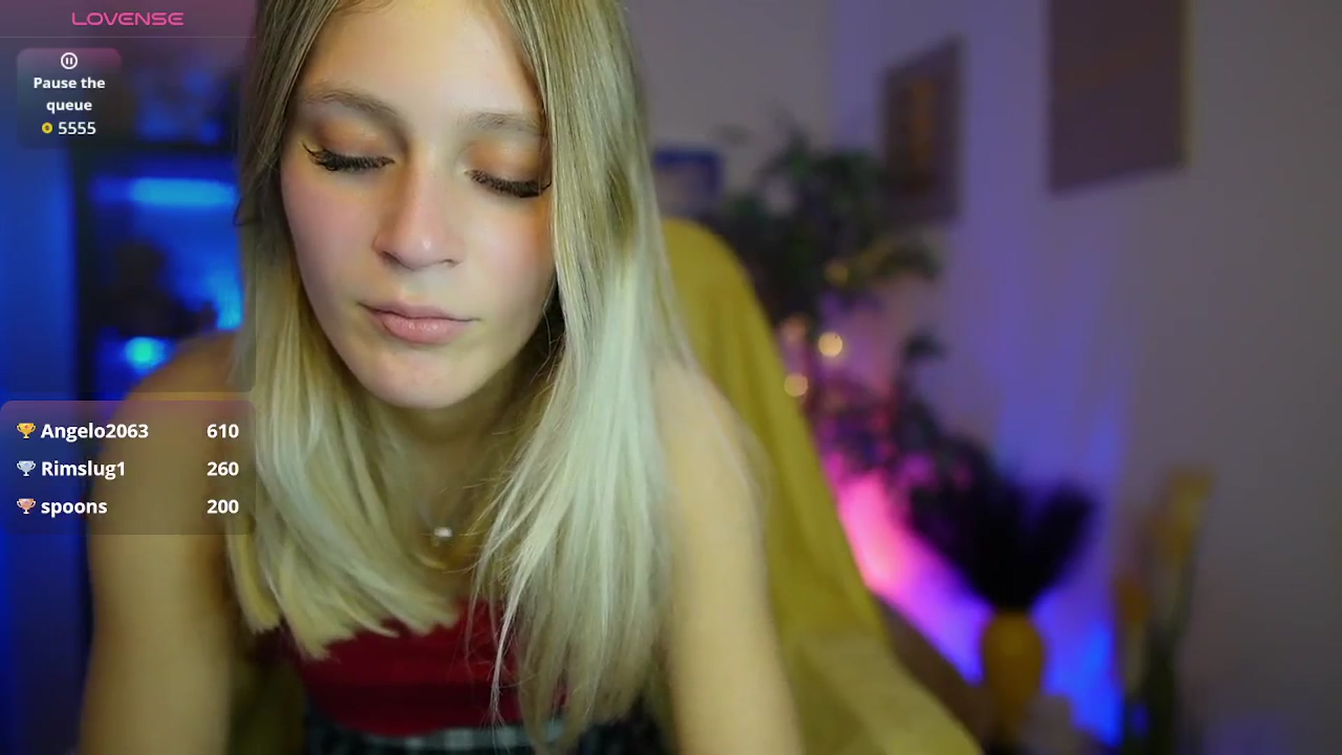 Gallery image thumbnail from Luna_Grace18's myfreecams stream on, 03/29/2026, 15:20 image 3 of 20