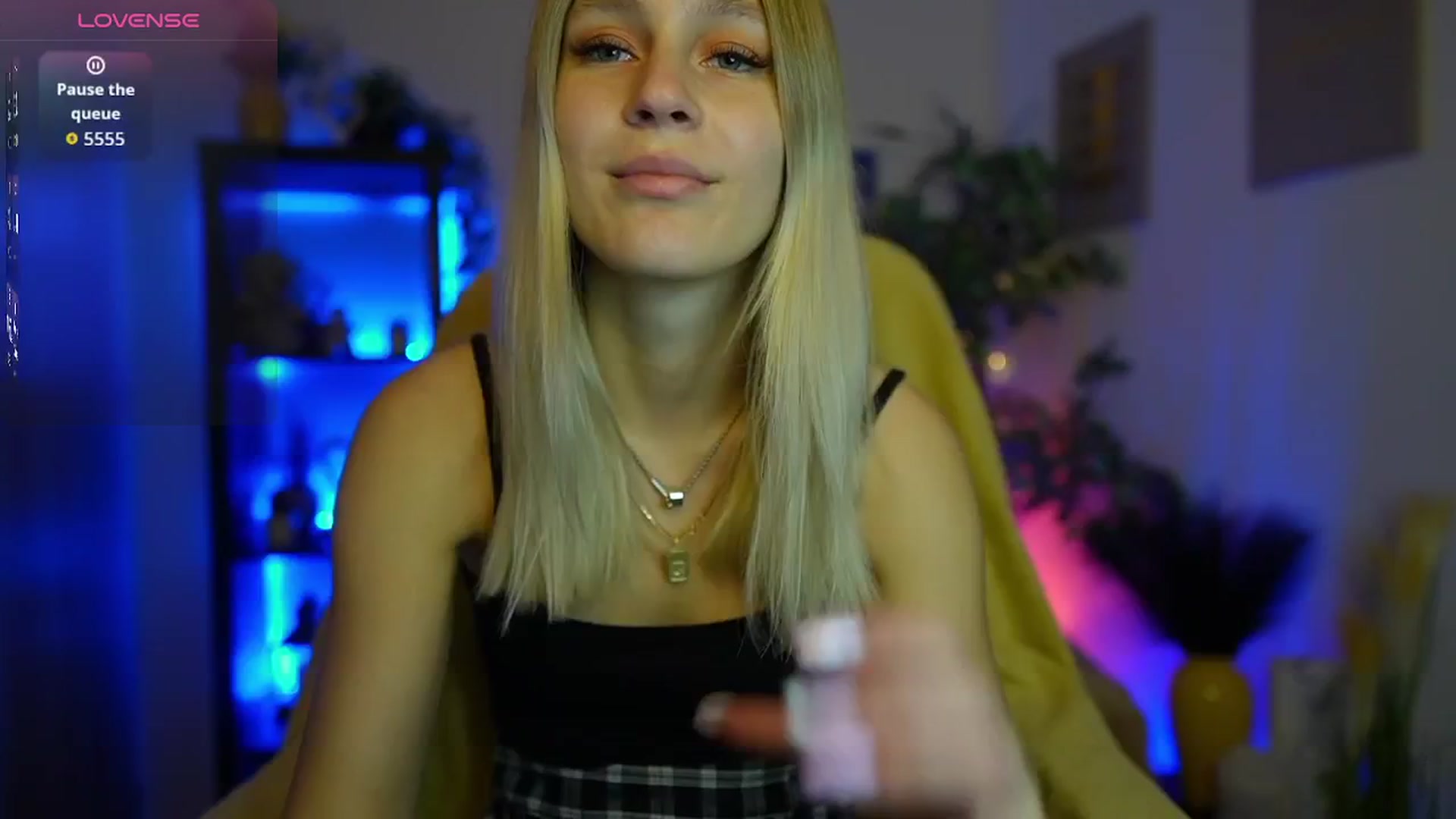 Gallery image thumbnail from Luna_Grace18's myfreecams stream on, 03/30/2026, 14:04 image 12 of 20