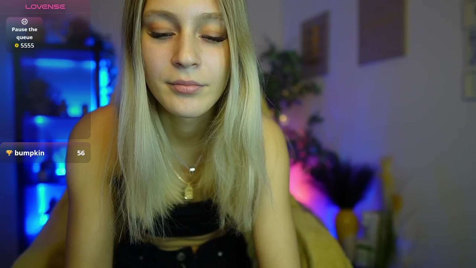 Gallery image thumbnail from Luna_Grace18's myfreecams stream on, 04/01/2026, 13:26 image 2 of 20