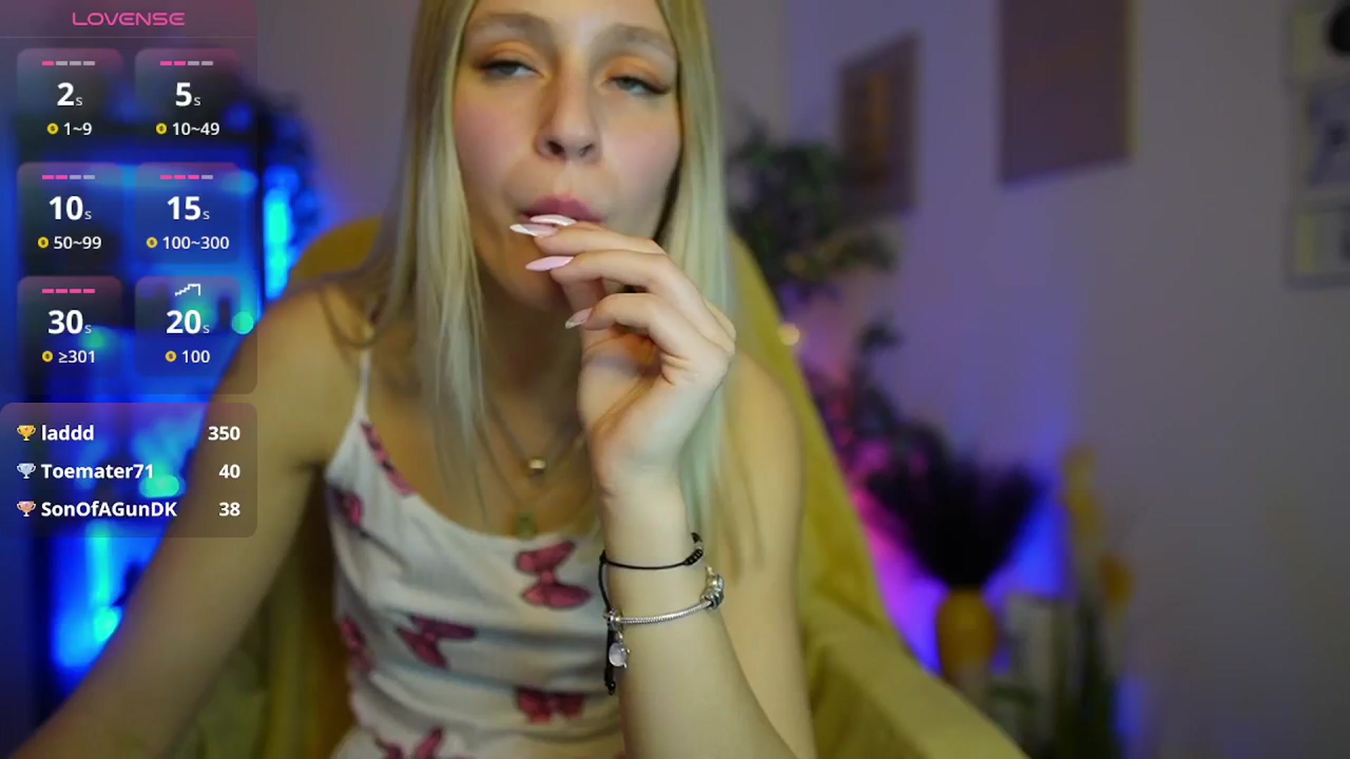 Gallery image thumbnail from Luna_Grace18's myfreecams stream on, 04/02/2026, 14:24 image 9 of 20