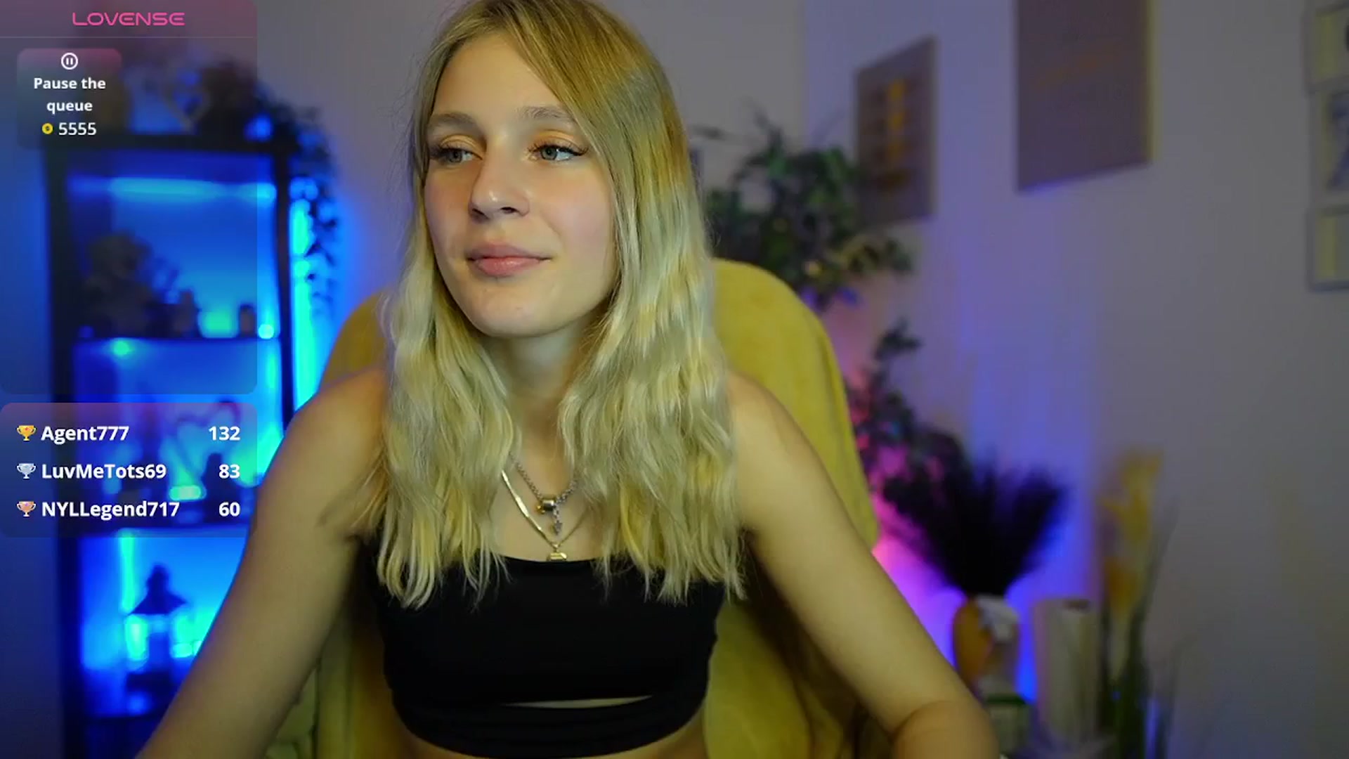 Gallery image thumbnail from Luna_Grace18's myfreecams stream on, 04/05/2026, 15:28 image 1 of 20