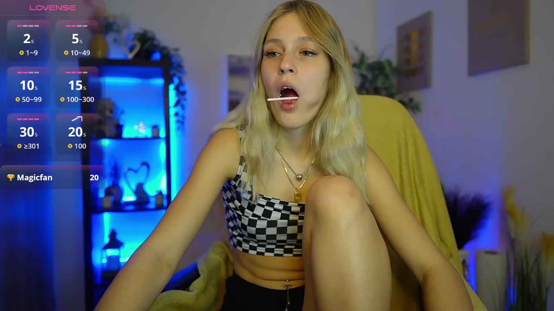 Gallery image thumbnail from Luna_Grace18's myfreecams stream on, 04/06/2026, 13:41 image 1 of 20