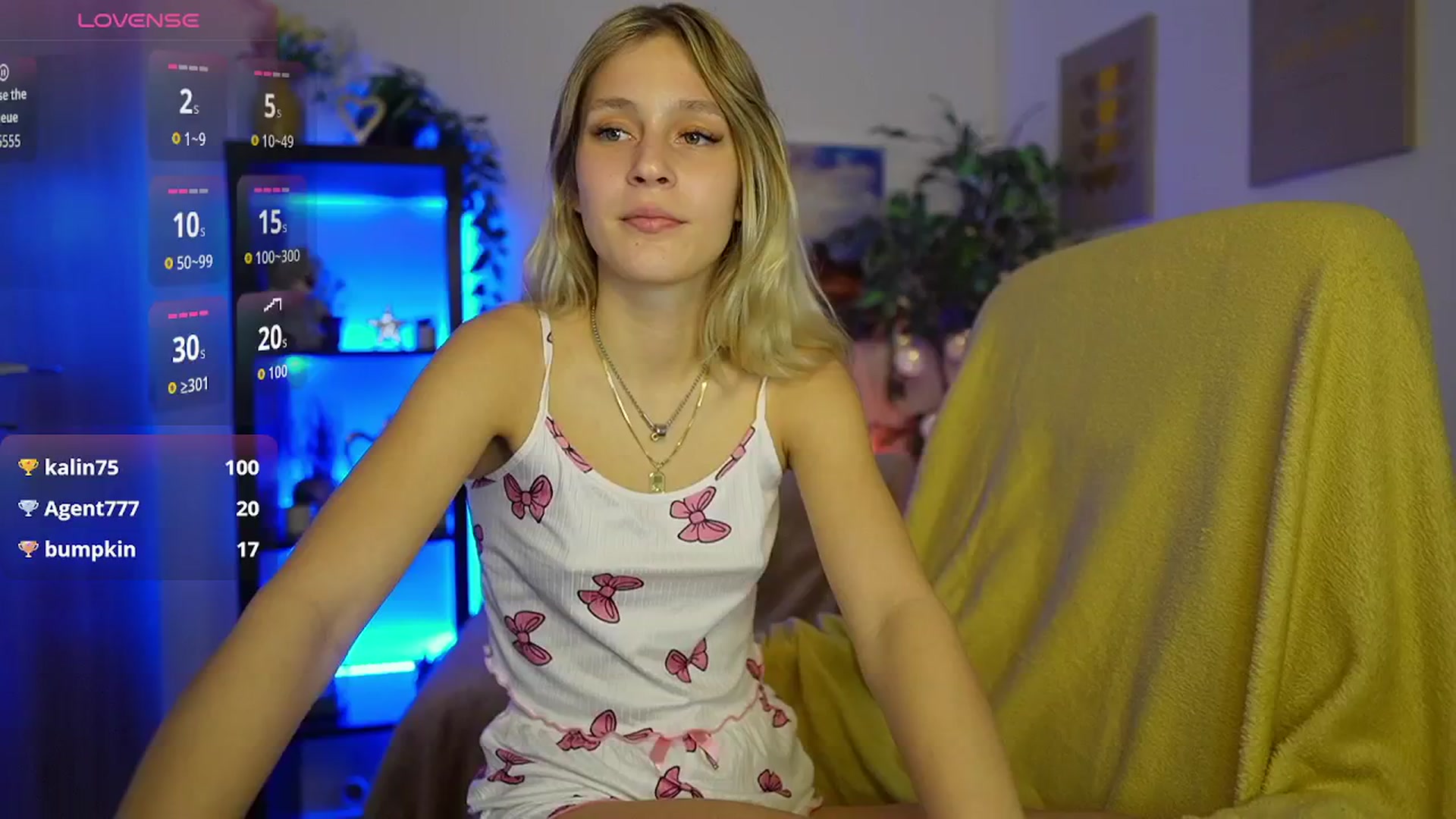 Gallery image thumbnail from Luna_Grace18's myfreecams stream on, 04/08/2026, 14:12 image 14 of 20