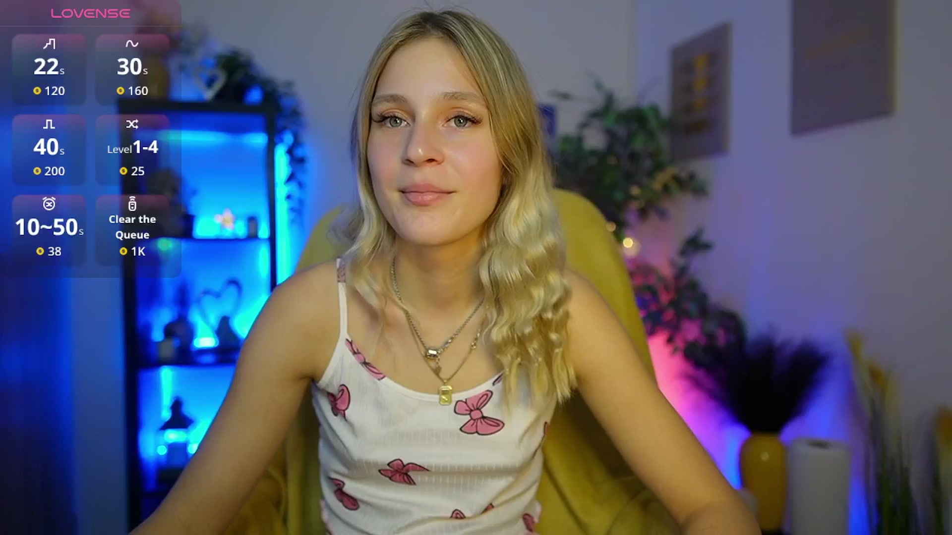 Gallery image thumbnail from Luna_Grace18's myfreecams stream on, 04/14/2026, 18:12 image 12 of 20