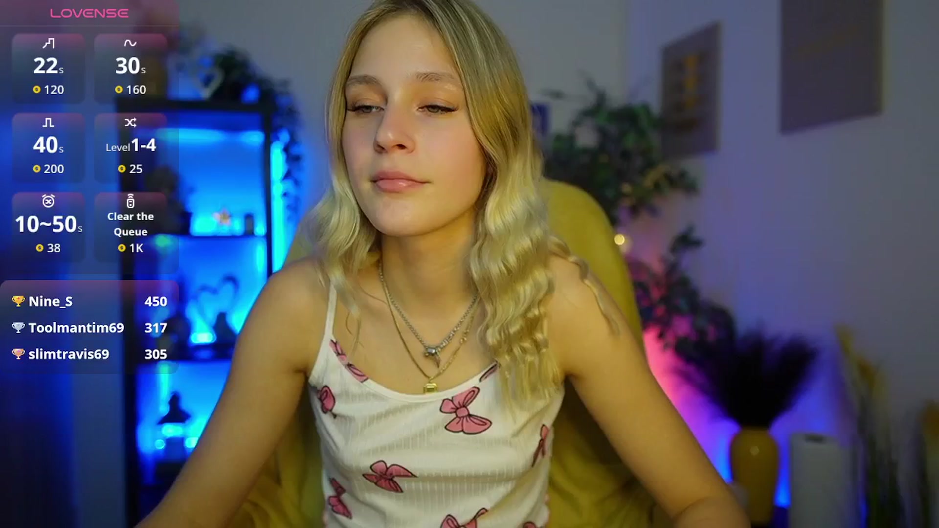 Gallery image thumbnail from Luna_Grace18's myfreecams stream on, 04/14/2026, 18:12 image 14 of 20
