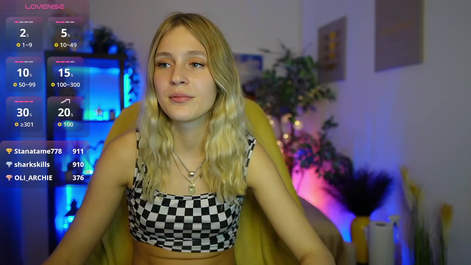 Gallery image thumbnail from Luna_Grace18's myfreecams stream on, 04/17/2026, 18:11 image 11 of 20
