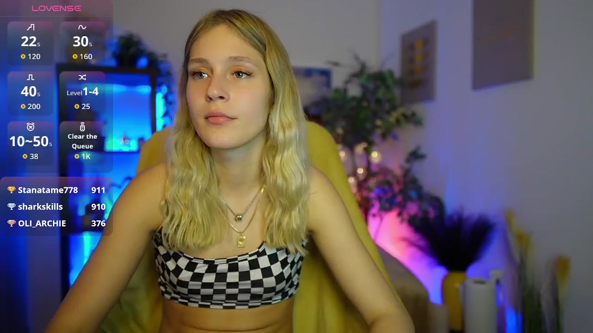Gallery image thumbnail from Luna_Grace18's myfreecams stream on, 04/17/2026, 19:36 image 5 of 20
