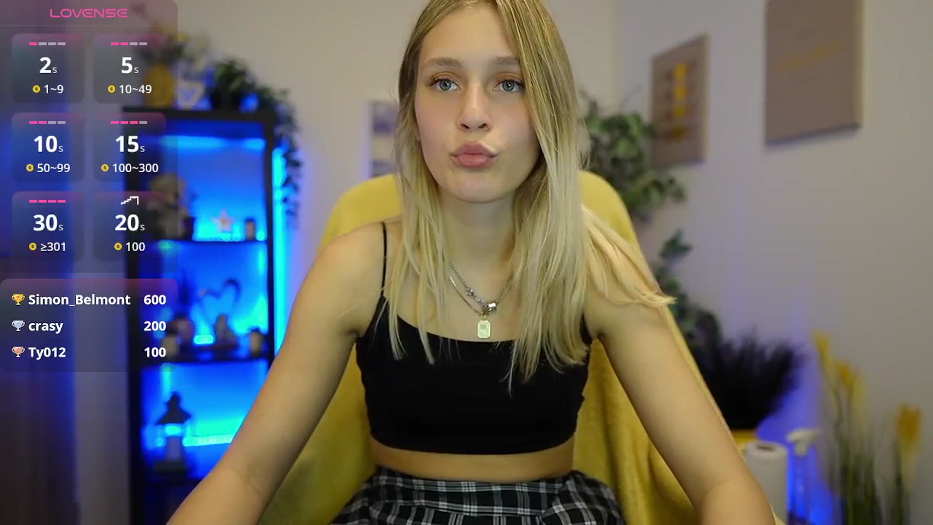 Gallery image thumbnail from Luna_Grace18's myfreecams stream on, 04/26/2026, 16:33 image 16 of 20