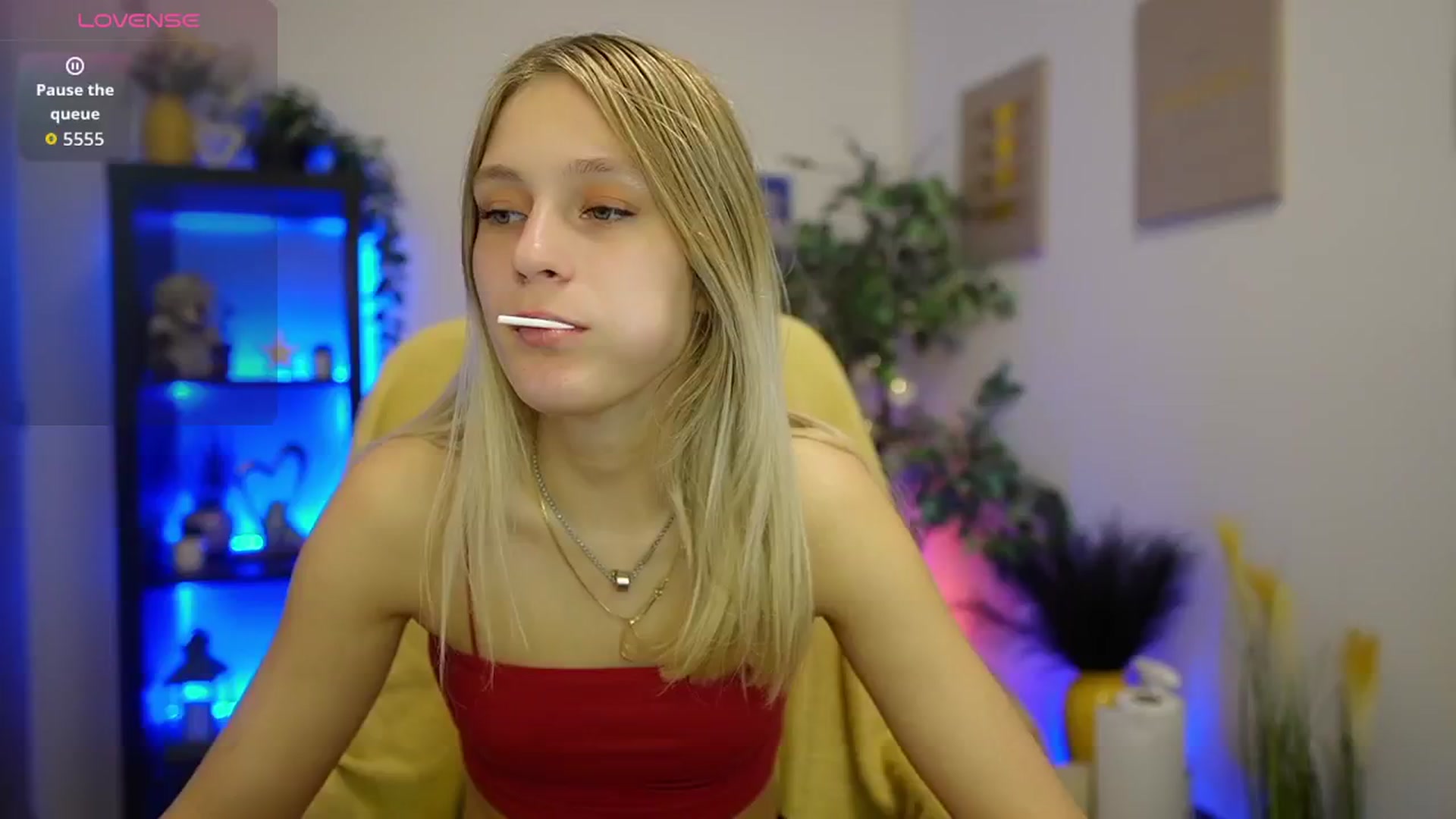 Gallery image thumbnail from Luna_Grace18's myfreecams stream on, 04/27/2026, 12:05 image 9 of 20