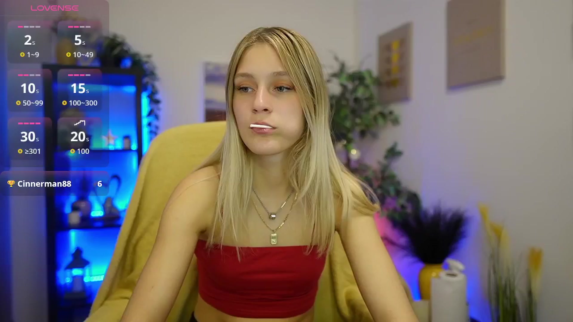 Gallery image thumbnail from Luna_Grace18's myfreecams stream on, 04/27/2026, 12:05 image 15 of 20
