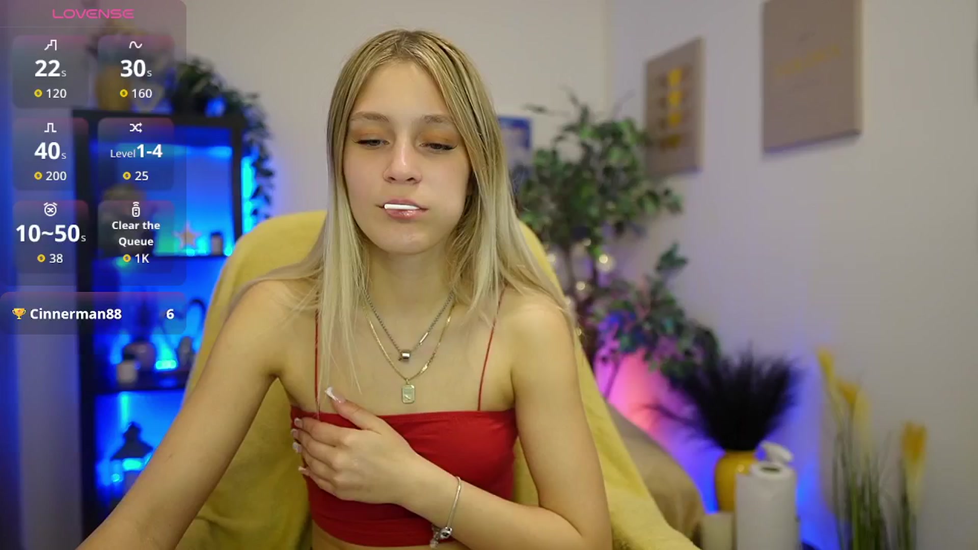 Gallery image thumbnail from Luna_Grace18's myfreecams stream on, 04/27/2026, 12:05 image 12 of 20