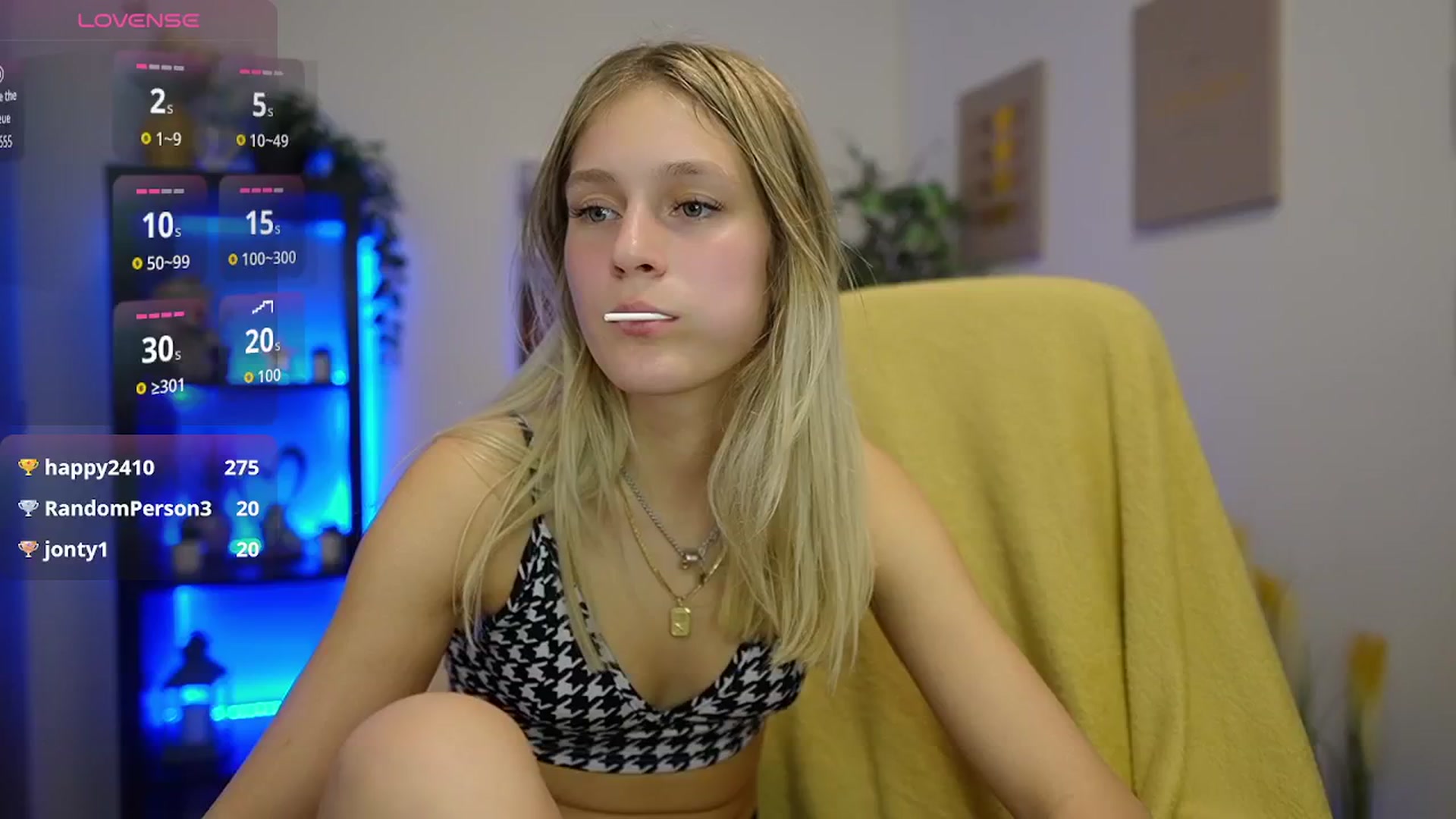 Gallery image thumbnail from Luna_Grace18's myfreecams stream on, 04/28/2026, 20:06 image 16 of 20