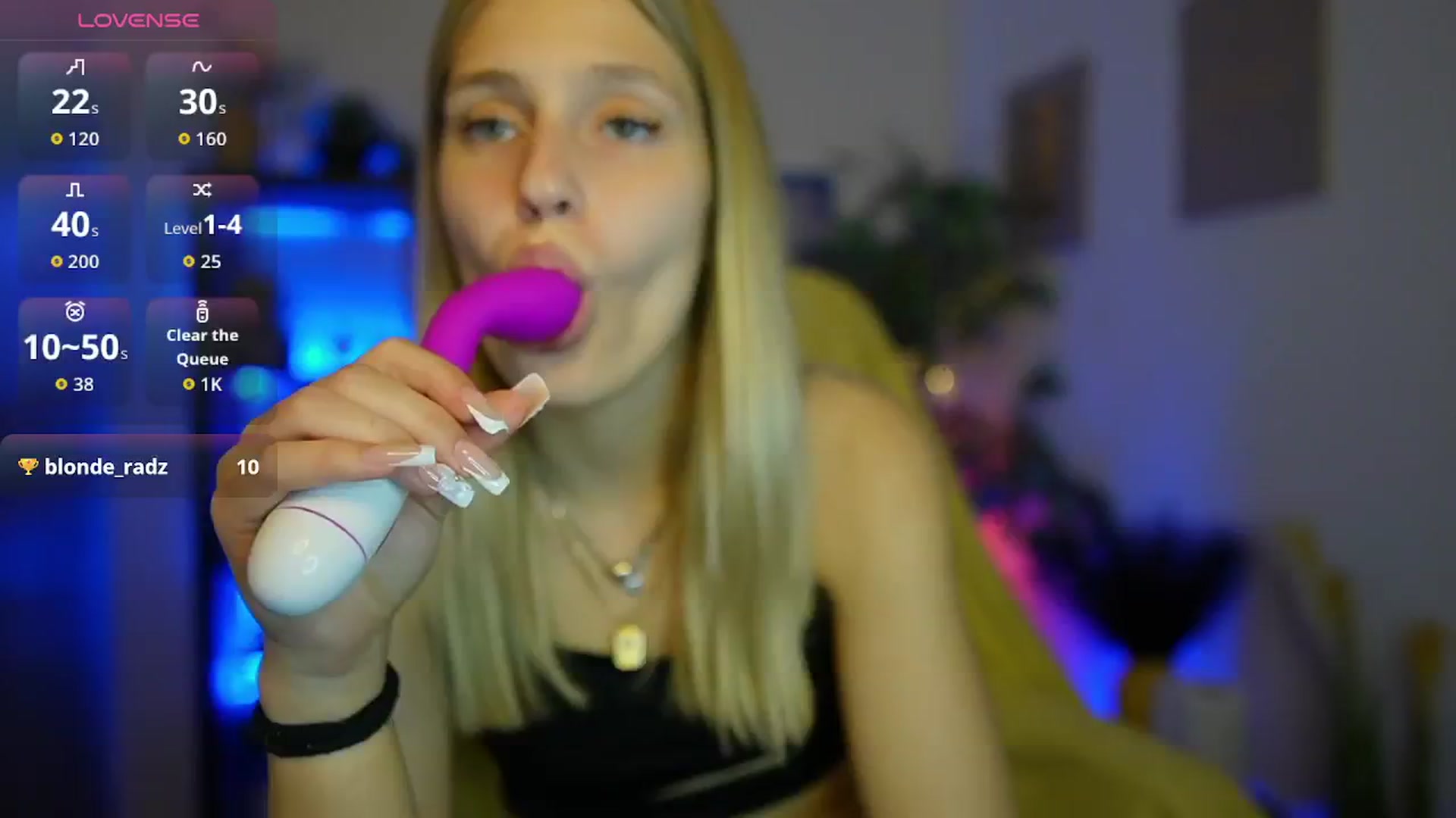 Gallery image thumbnail from Luna_Grace18's myfreecams stream on, 05/03/2026, 19:53 image 3 of 20