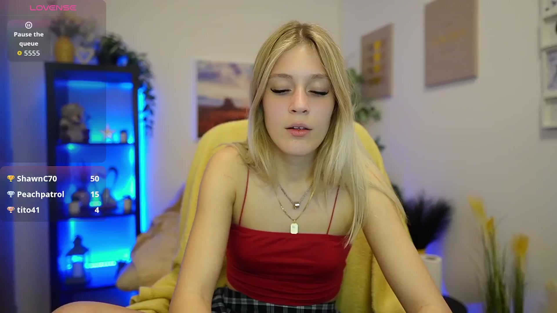 Gallery image thumbnail from Luna_Grace18's myfreecams stream on, 05/04/2026, 15:08 image 2 of 20