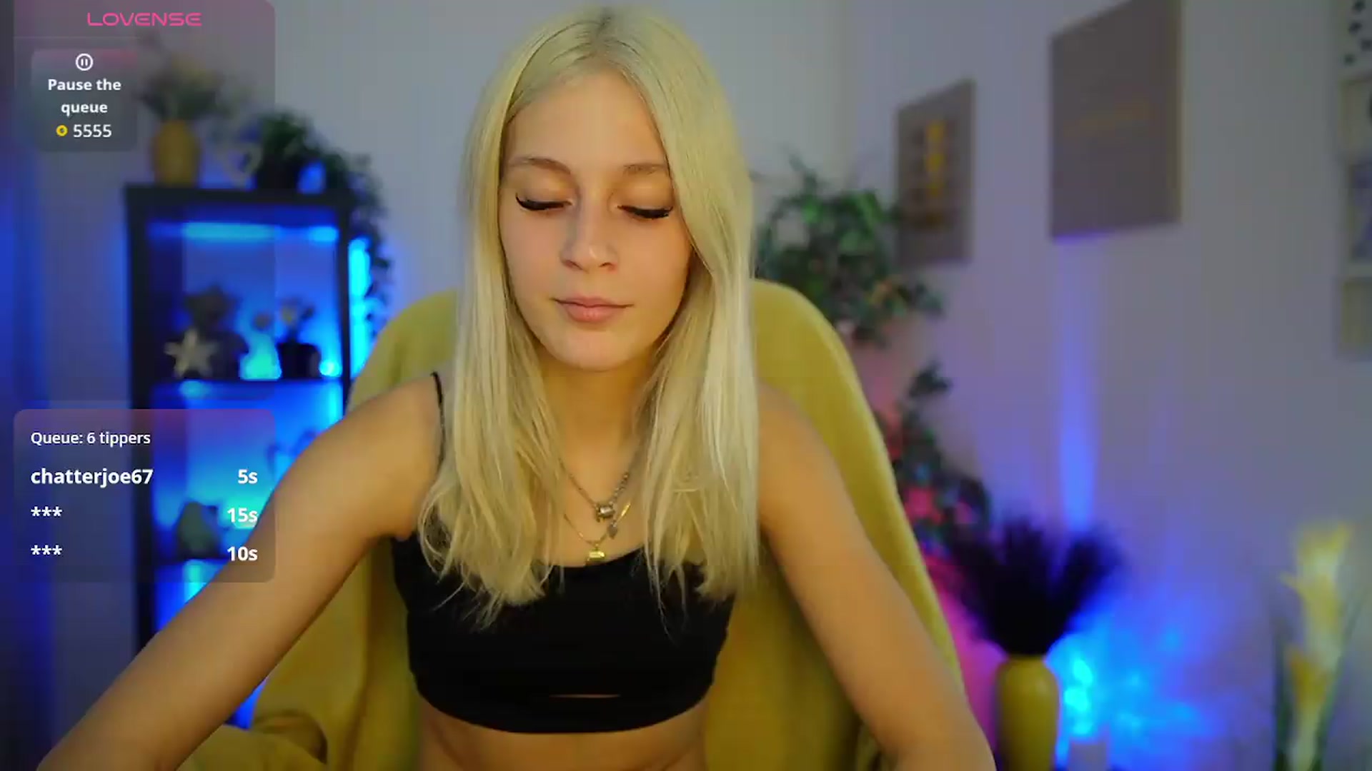 Gallery image thumbnail from Luna_Grace18's myfreecams stream on, 05/17/2026, 14:01 image 7 of 20