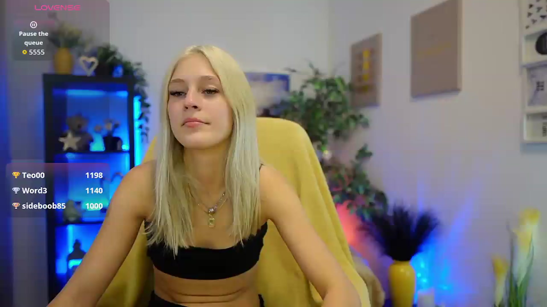 Gallery image thumbnail from Luna_Grace18's myfreecams stream on, 05/17/2026, 18:30 image 2 of 20
