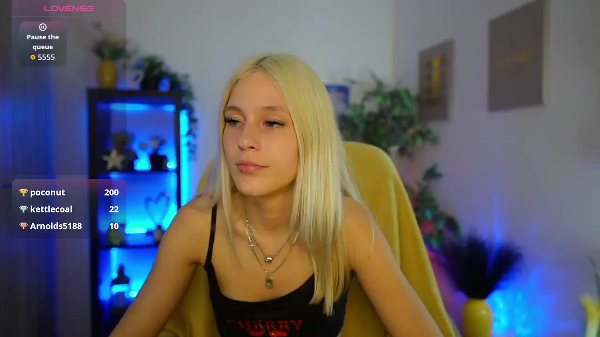 Gallery image thumbnail from Luna_Grace18's myfreecams stream on, 05/23/2026, 18:34 image 18 of 20