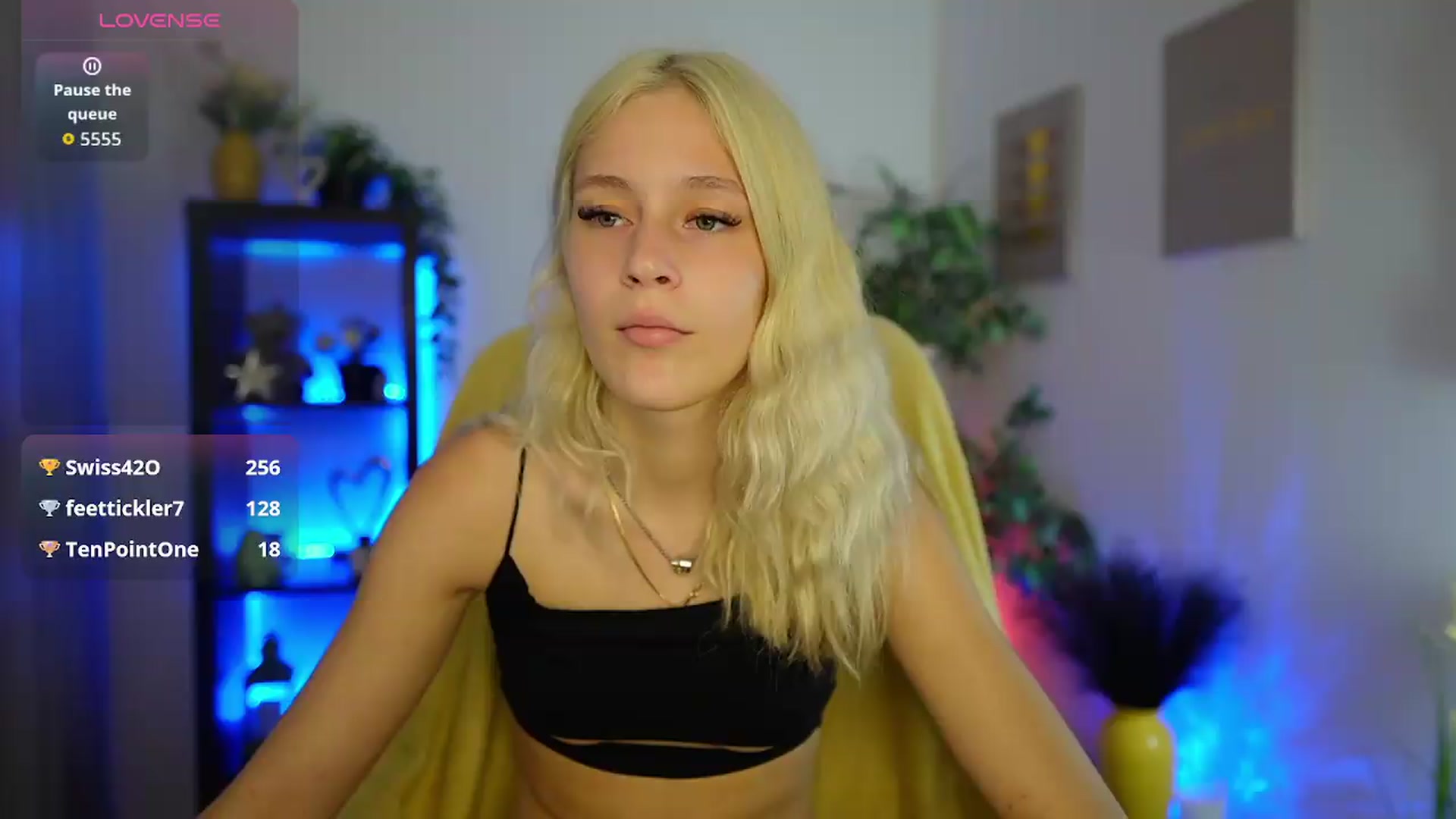 Gallery image thumbnail from Luna_Grace18's myfreecams stream on, 05/27/2026, 11:36 image 4 of 20