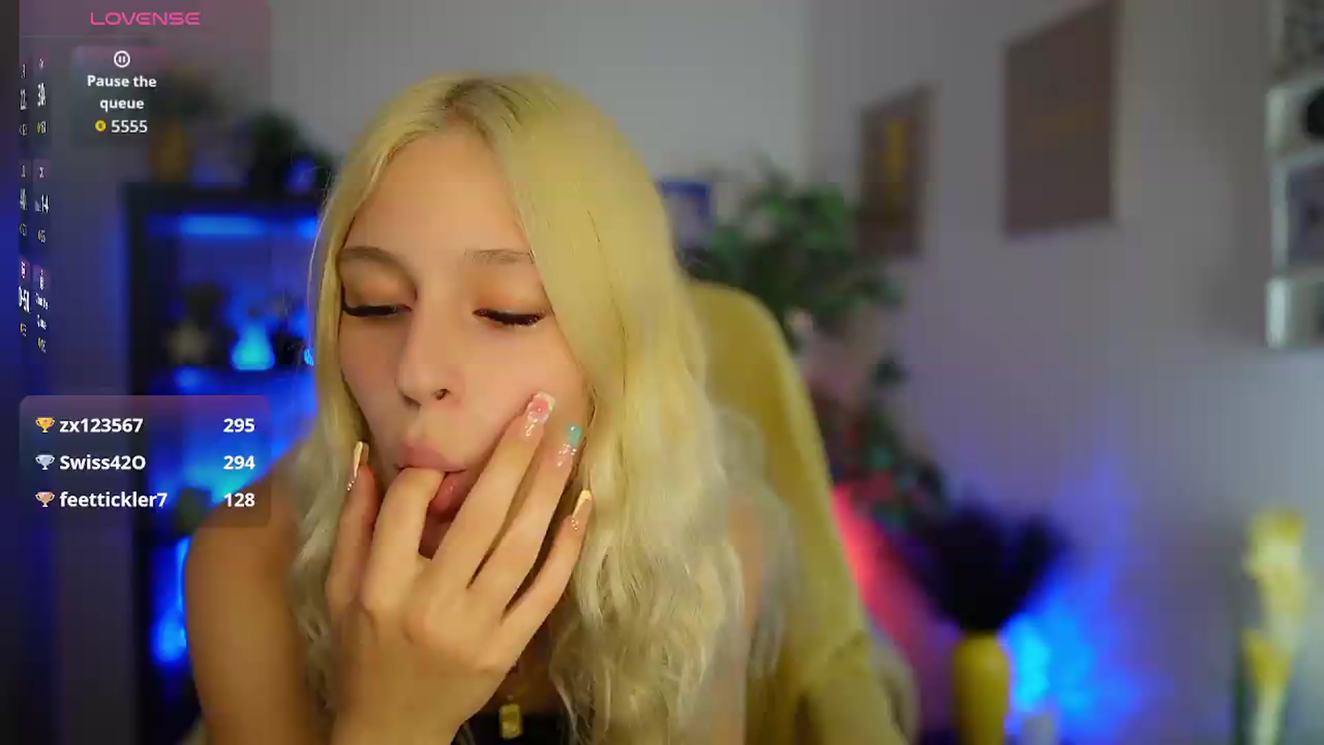 Gallery image thumbnail from Luna_Grace18's myfreecams stream on, 05/27/2026, 14:26 image 12 of 20