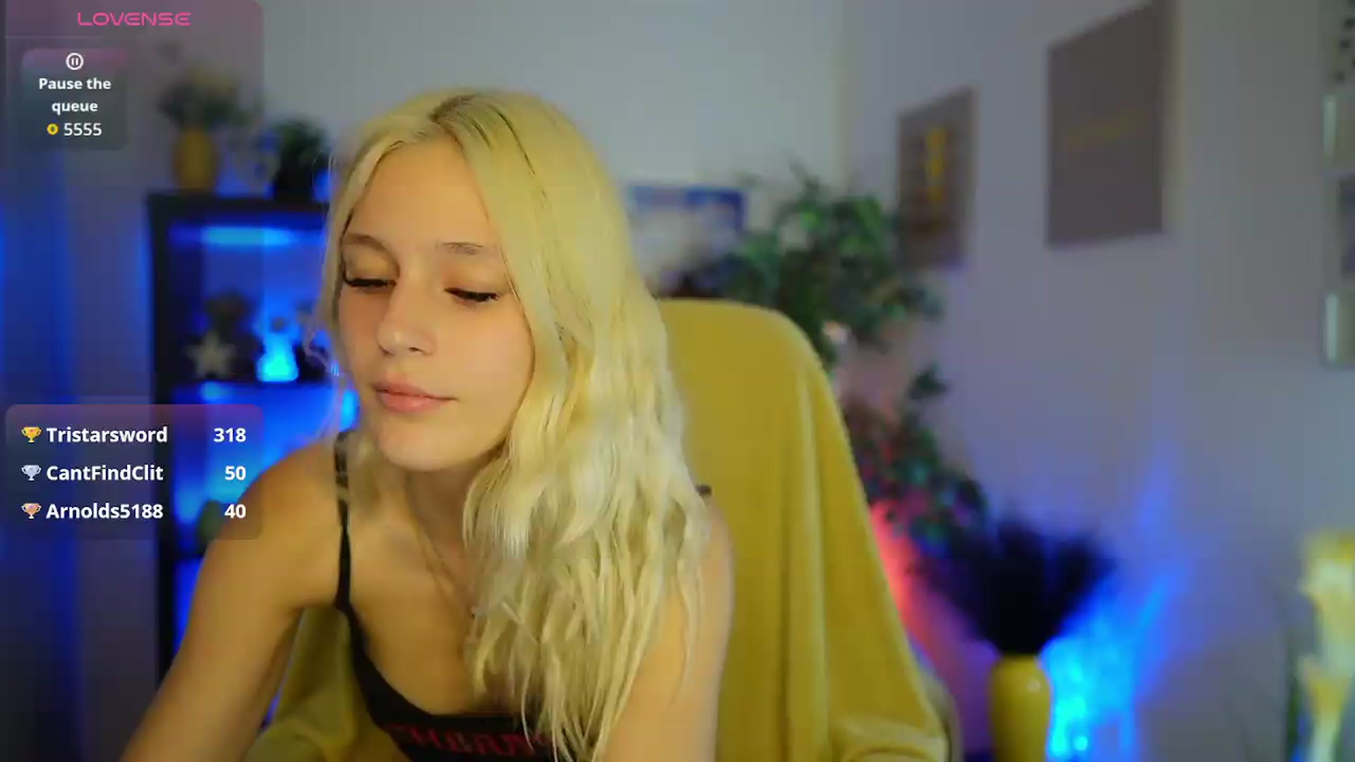 Gallery image thumbnail from Luna_Grace18's myfreecams stream on, 05/28/2026, 17:01 image 4 of 20